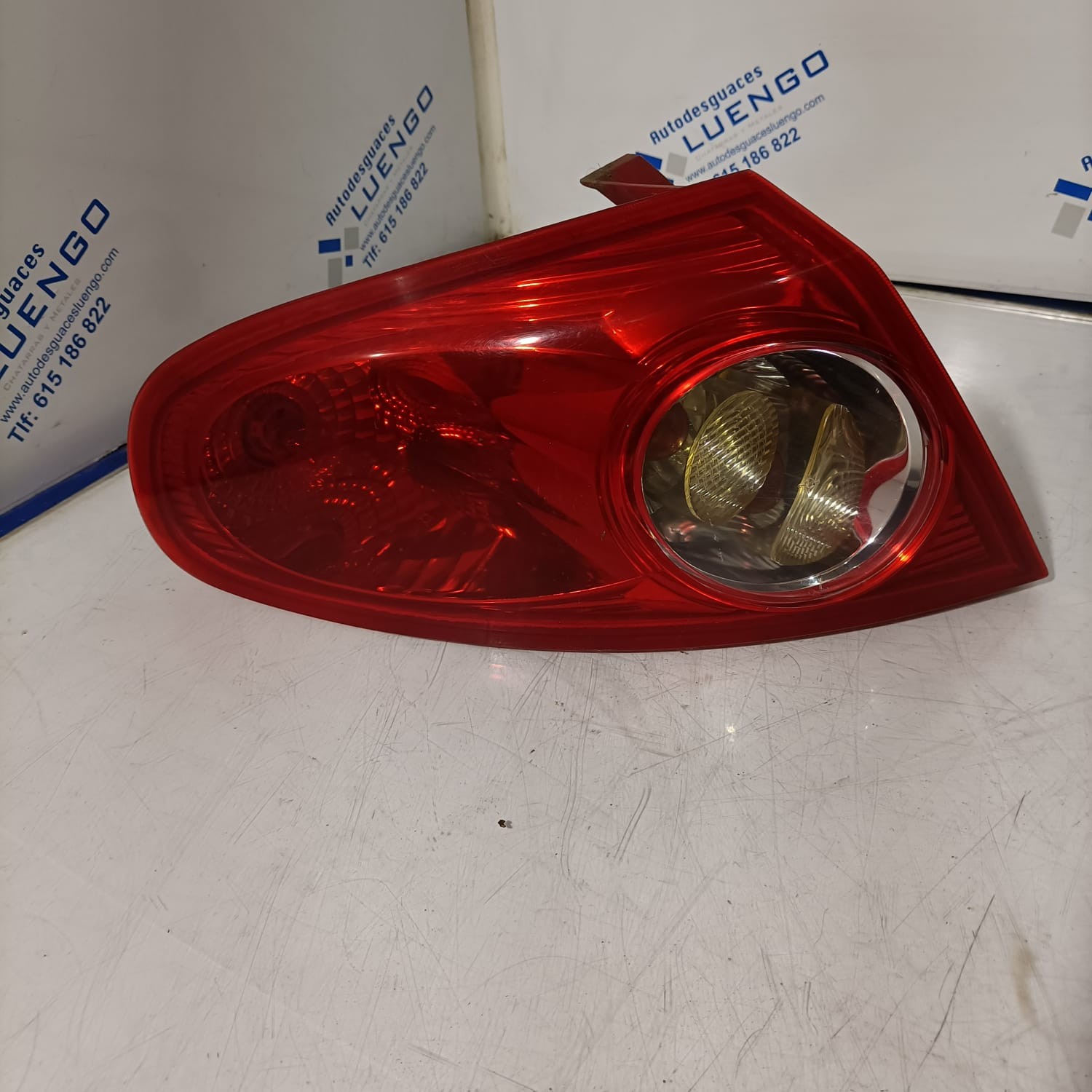 Piloto trasero derecho Daewoo Lacetti 2004