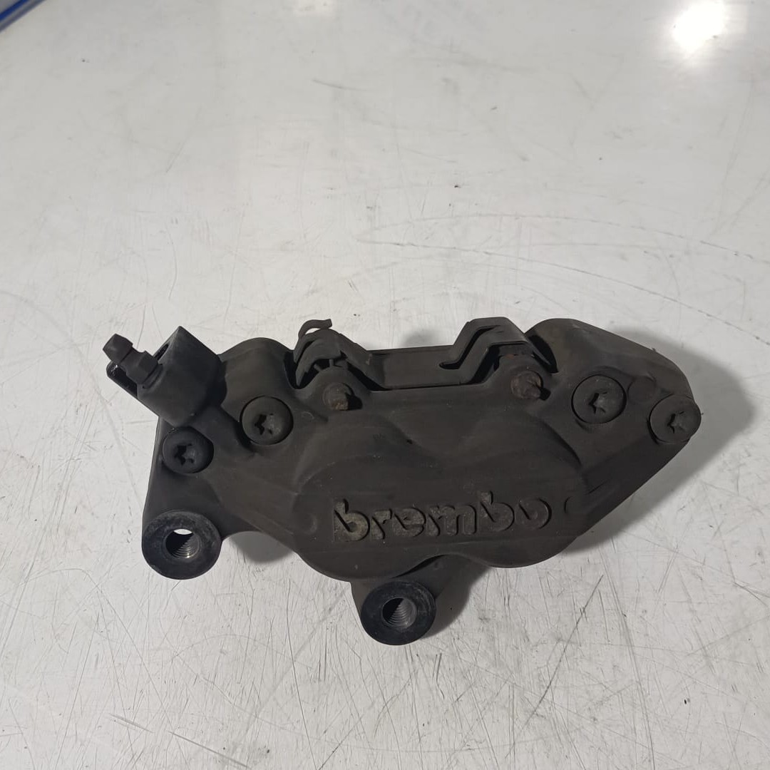 Pinza de freno delantero izquierdo BMW F800R 2013
