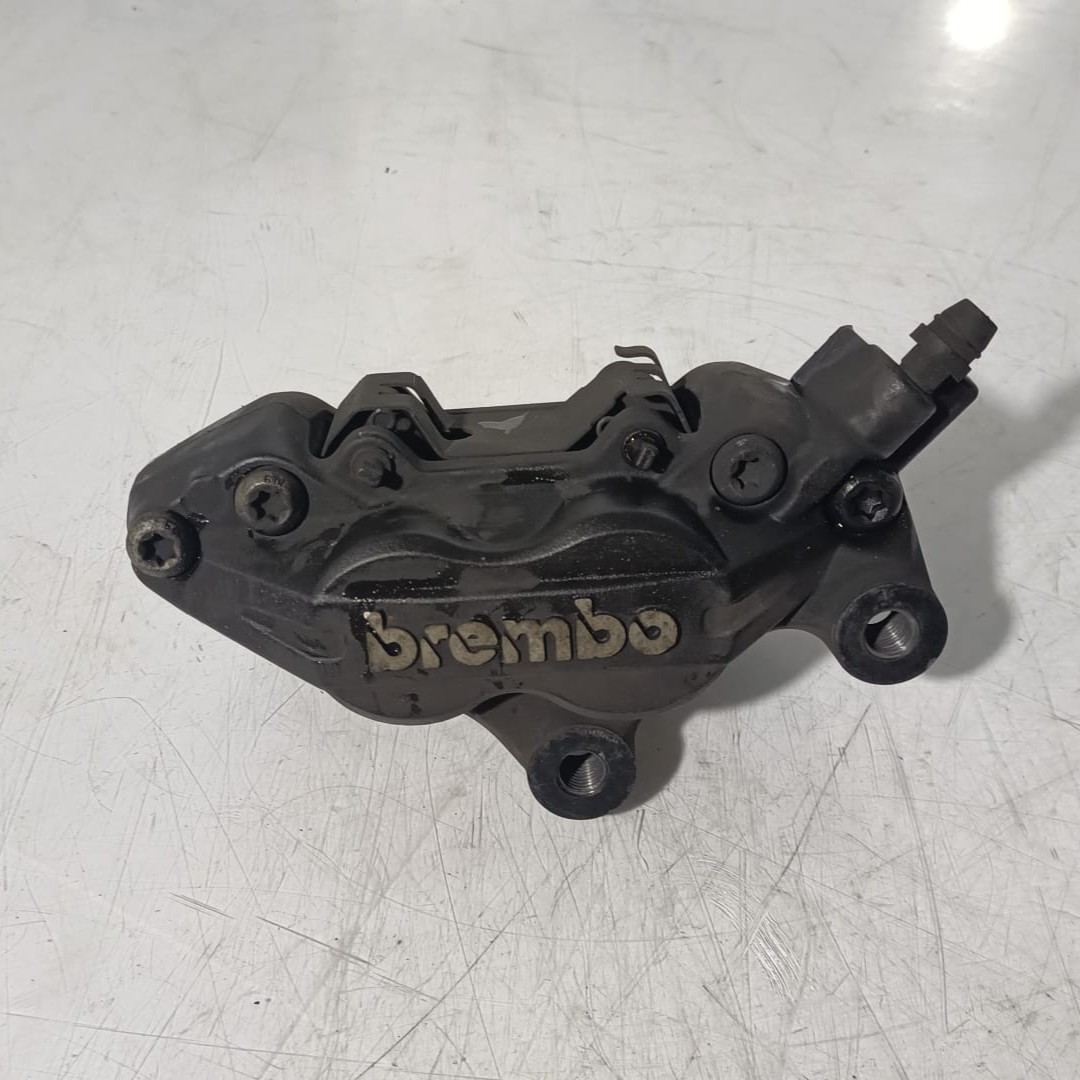 Pinza de freno delantero derecho BMW F800R 2013