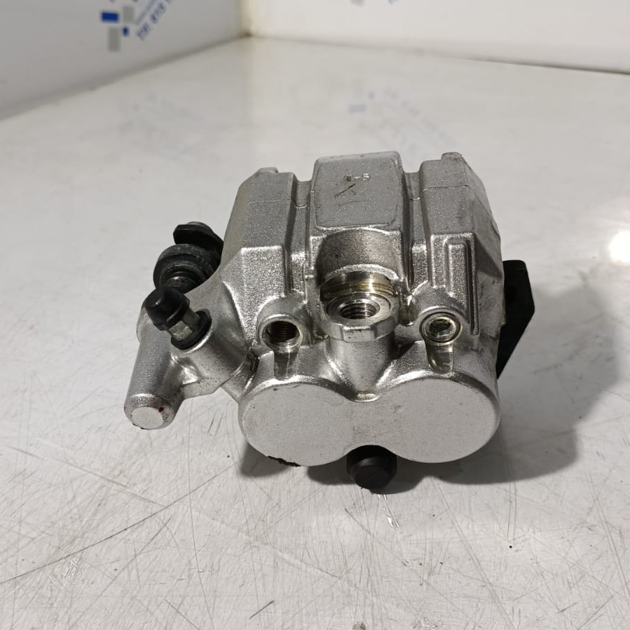 Pinza de freno delantero lado izquierdo Suzuki Burgman 400 2008