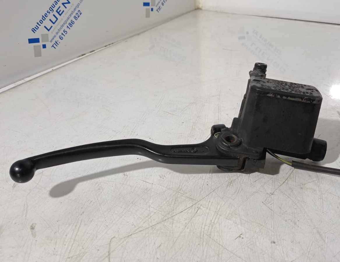 Bomba de freno delantero Ducati Monster 696 2009