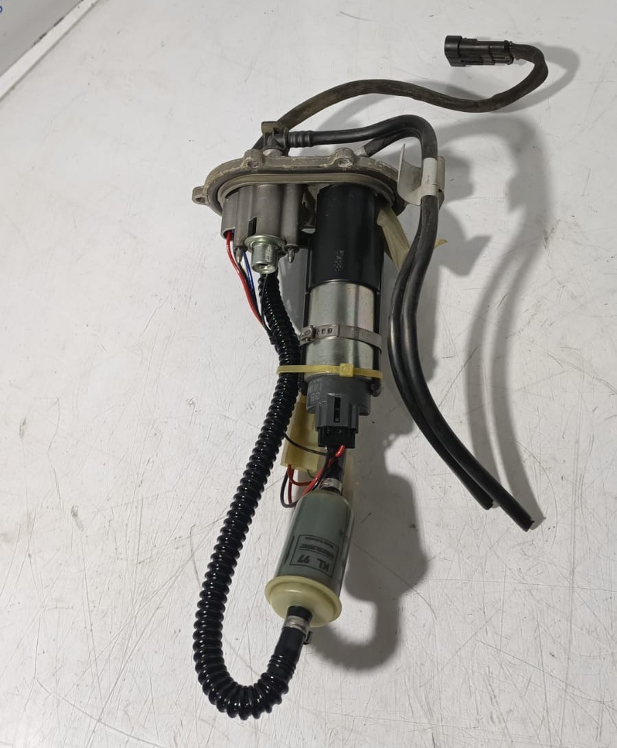 Bomba de gasolina Ducati Monster 696 2009