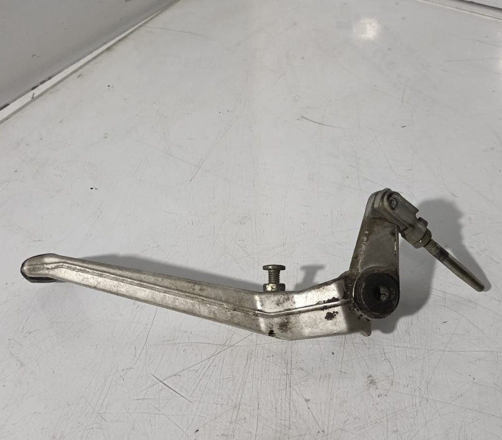 Pedal de freno Ducati Monster 696 2009