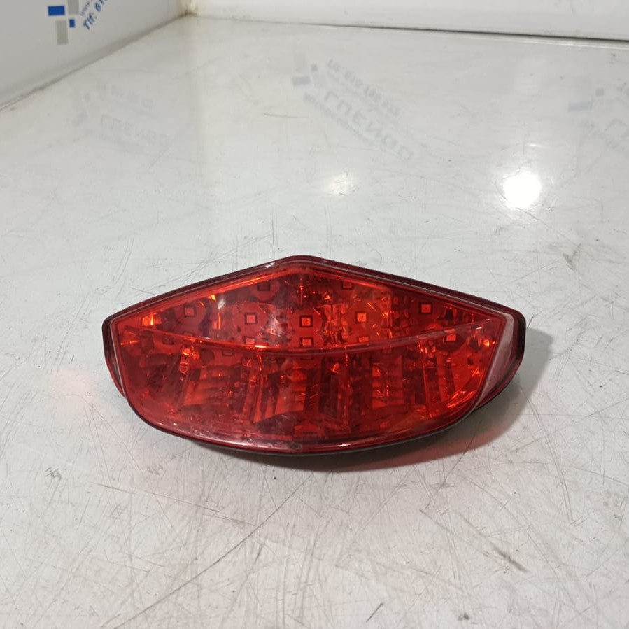 Piloto trasero Ducati Monster 696 2009