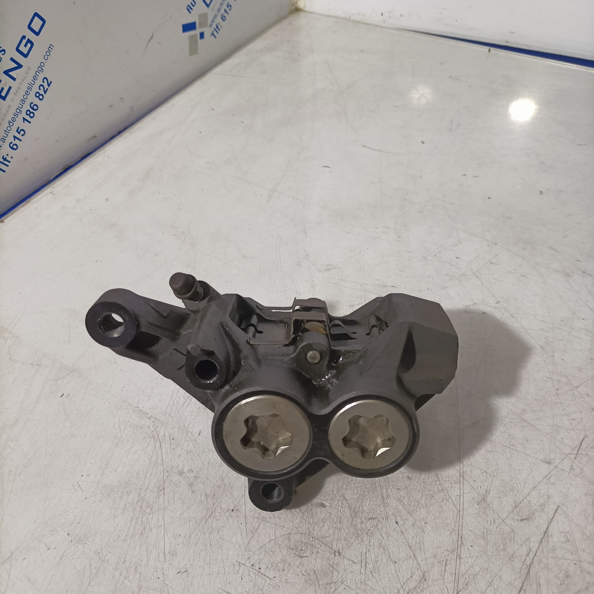Pinza de freno delantero izquierdo Yamaha MT 07 2017