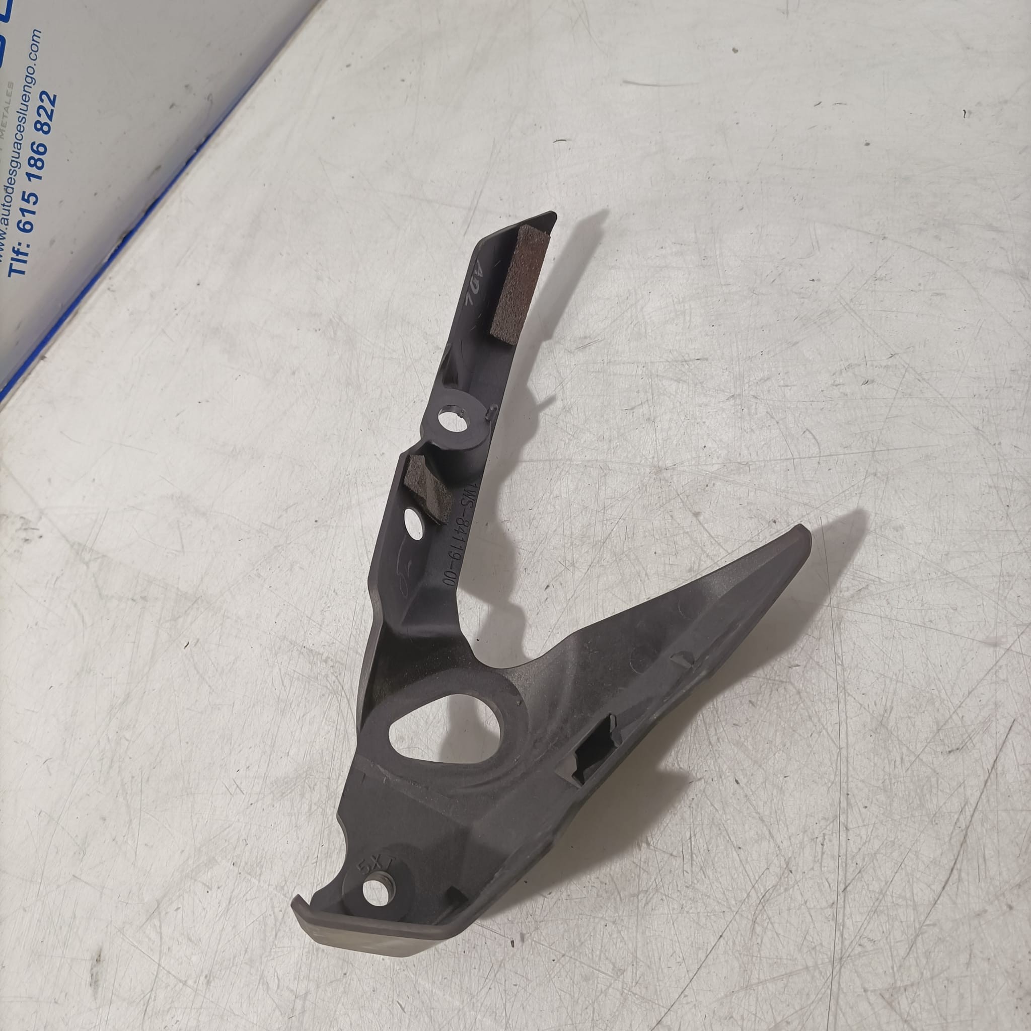 Soporte de intermitente lado derecho Yamaha MT 07 2017