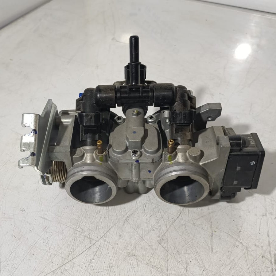 Cuerpo de mariposas Honda CBR 500 R 2021