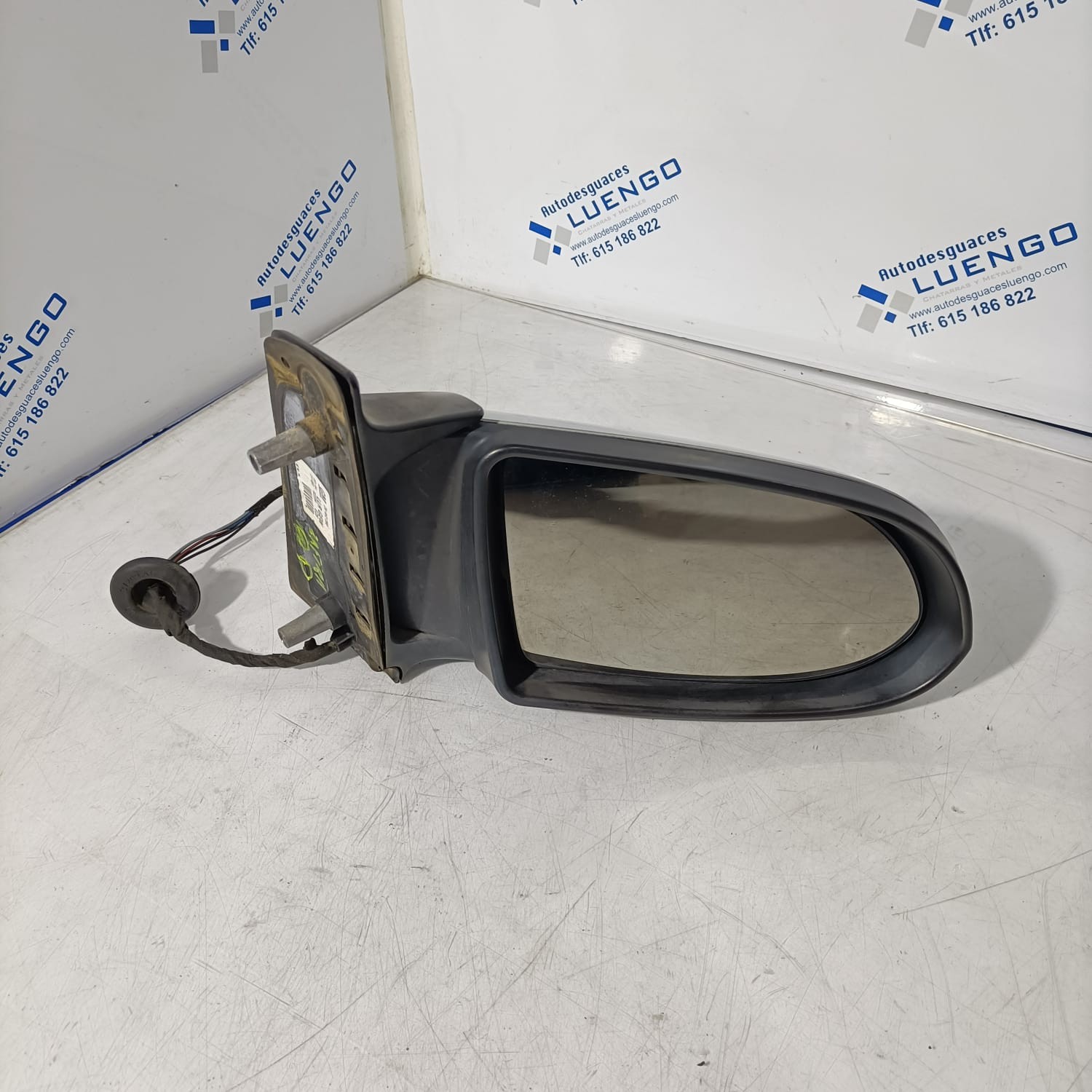 Retrovisor derecho Opel Zafira 2005