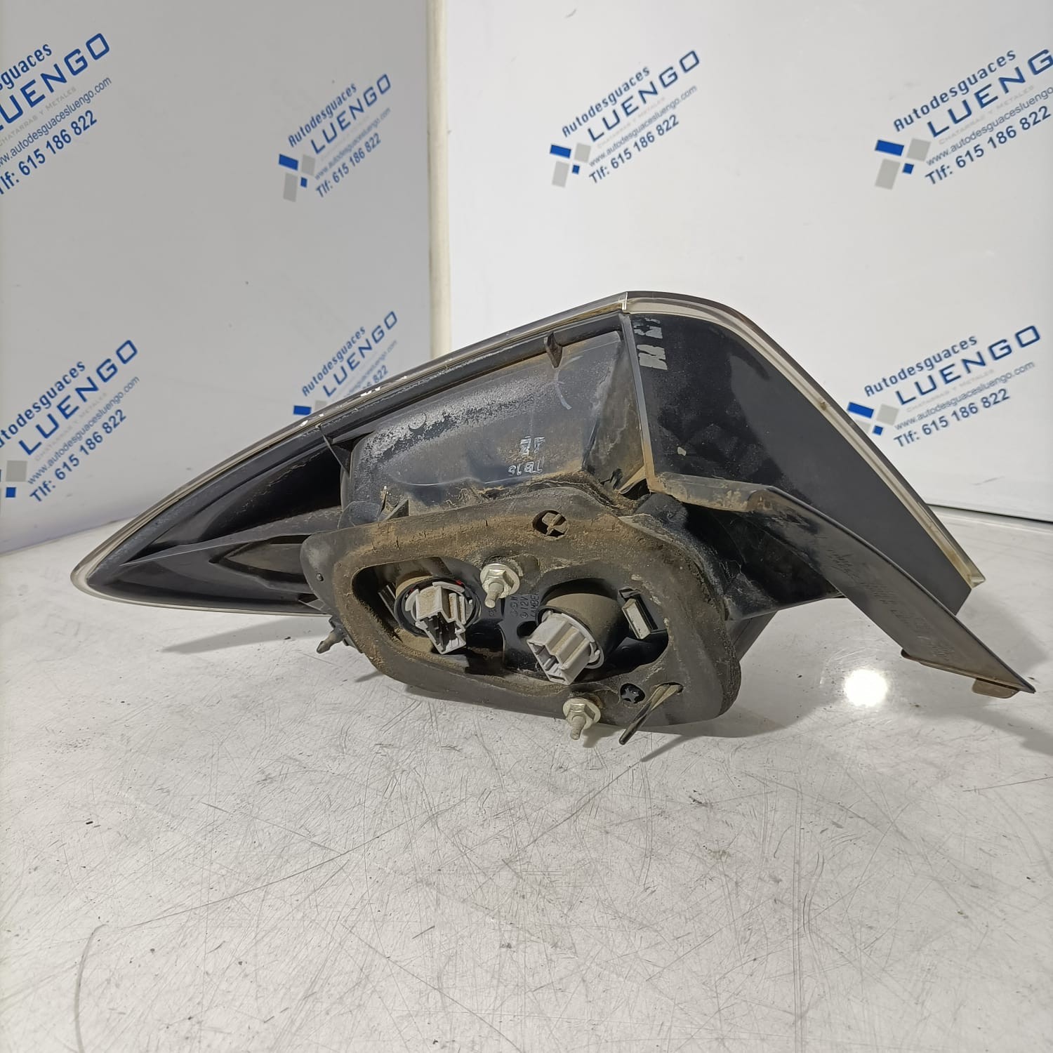 Piloto trasero derecho Mazda 3 2006