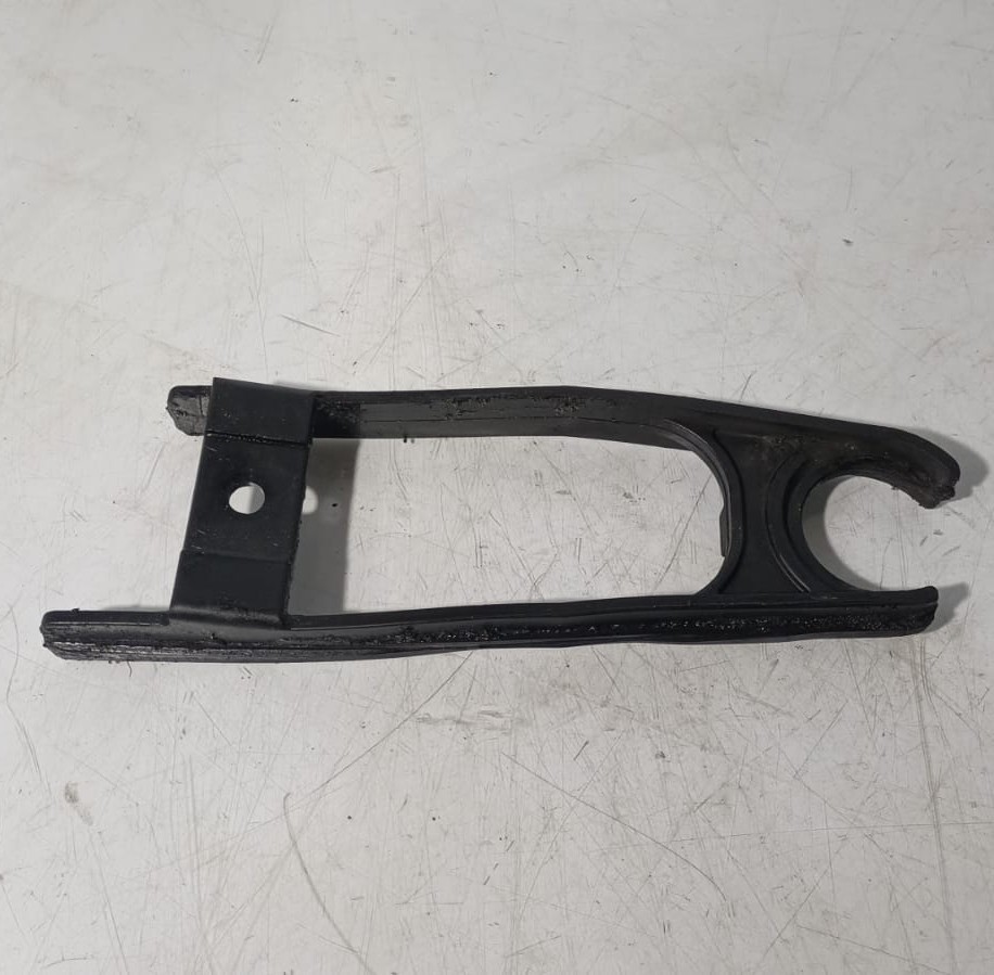 Protector de basculante Yamaha Fazer S2 2007