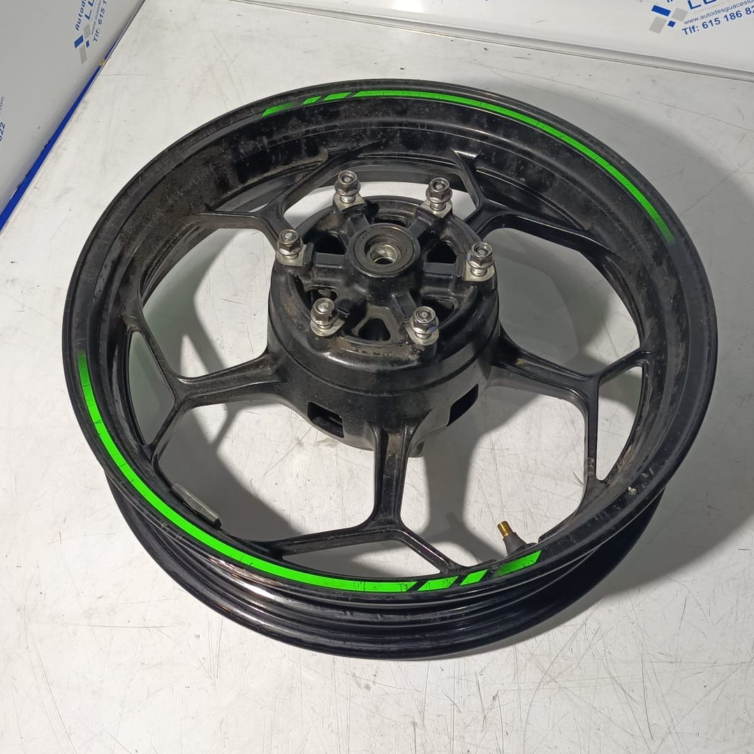 Llanta trasera Kawasaki Ninja 125 2021