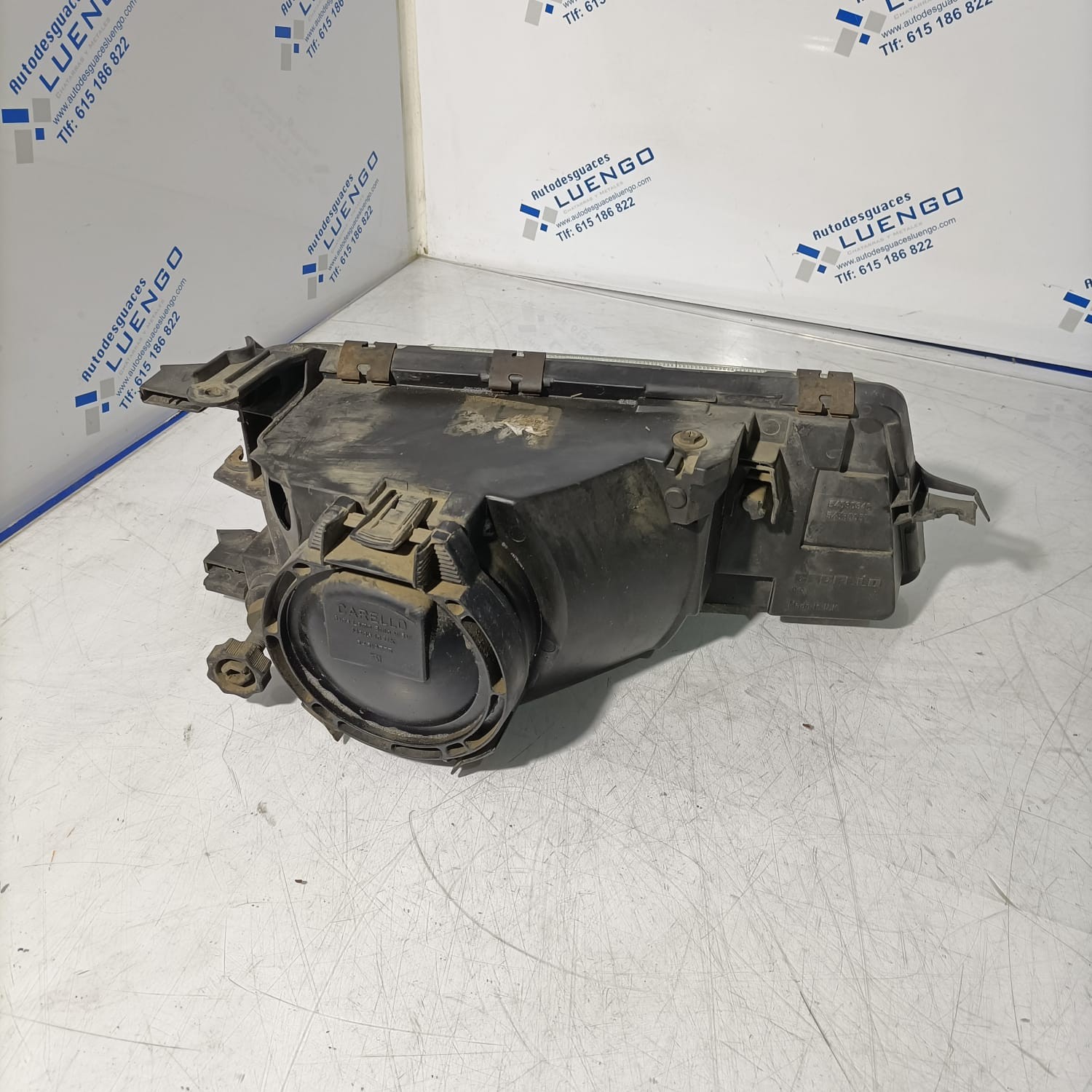 Faro delantero izquierdo Opel Vectra 1994