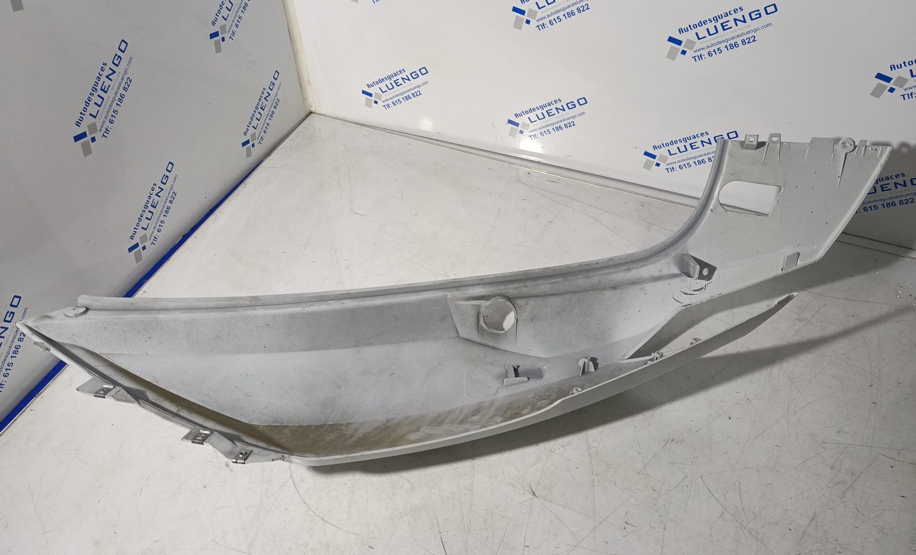 Lateral trasero derecho Sym Joymax 300 2014