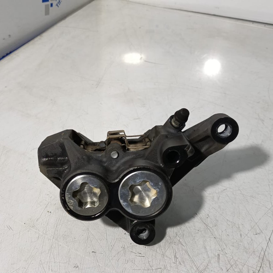 Pinza de freno delantero derecho Yamaha MT 07 2017