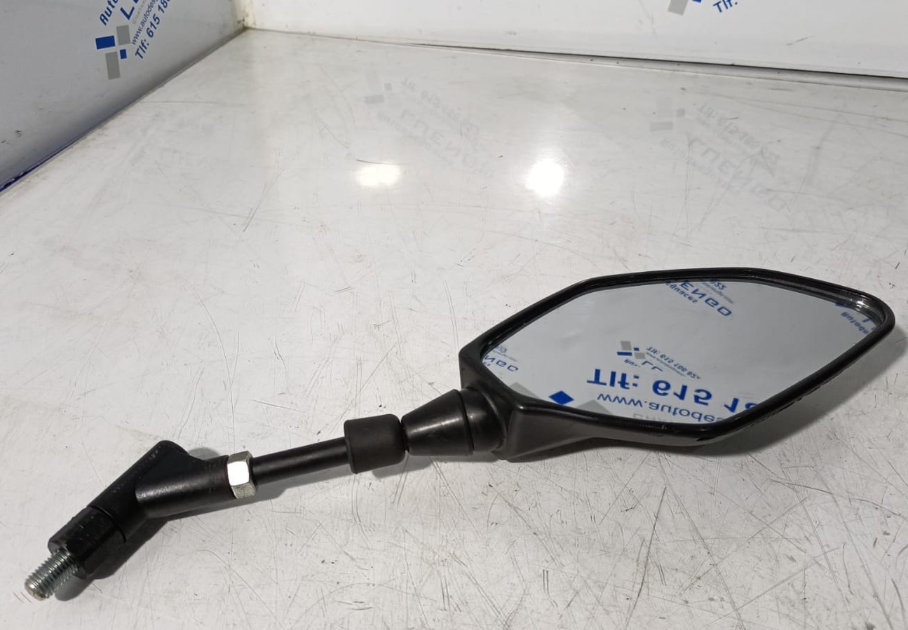 Espejo derecho Yamaha MT 07 2017