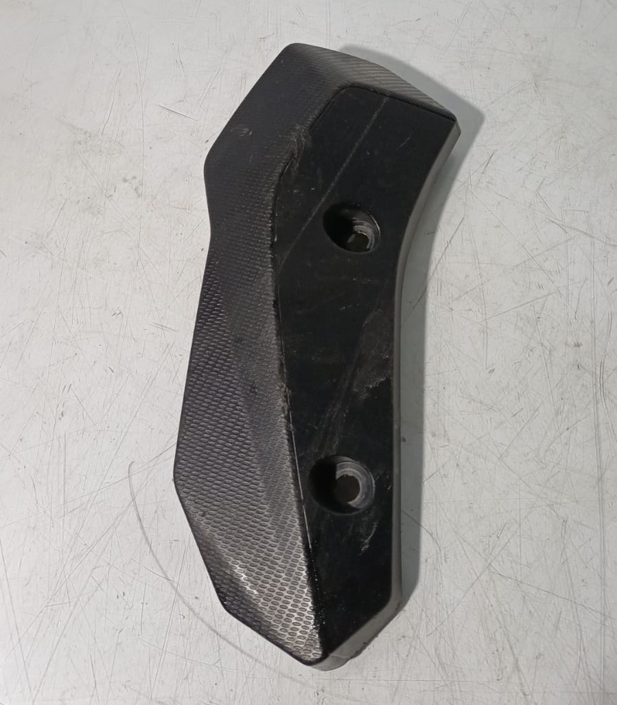 Protector de radiador lado derecho Yamaha MT 07 2017