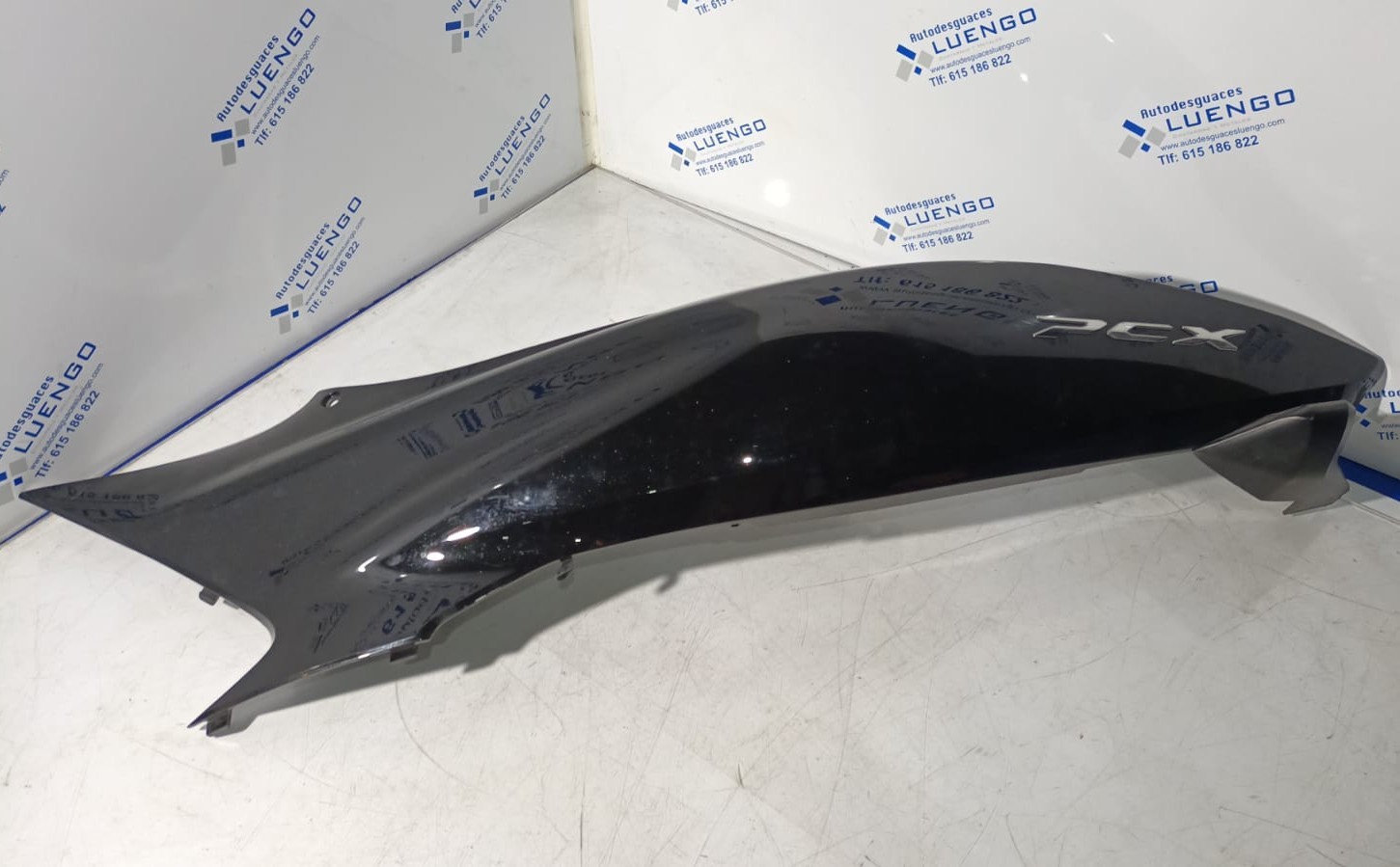 Lateral trasero izquierdo Honda PCX 125 2020