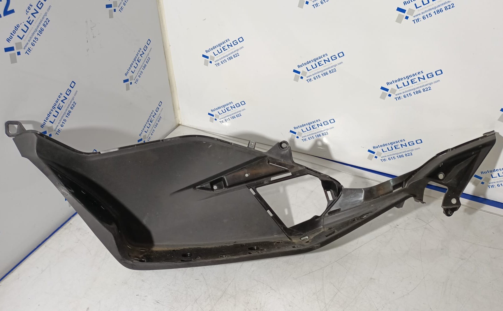 Suelo lado izquierdo Honda PCX 125 2020