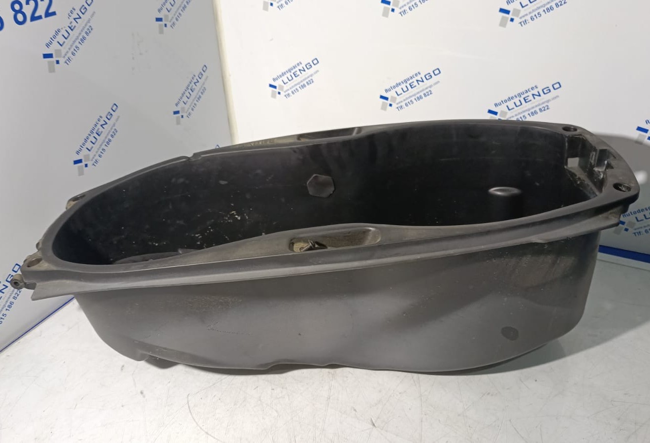 Baúl bajo asiento Seat Mo S01 5,6kwh