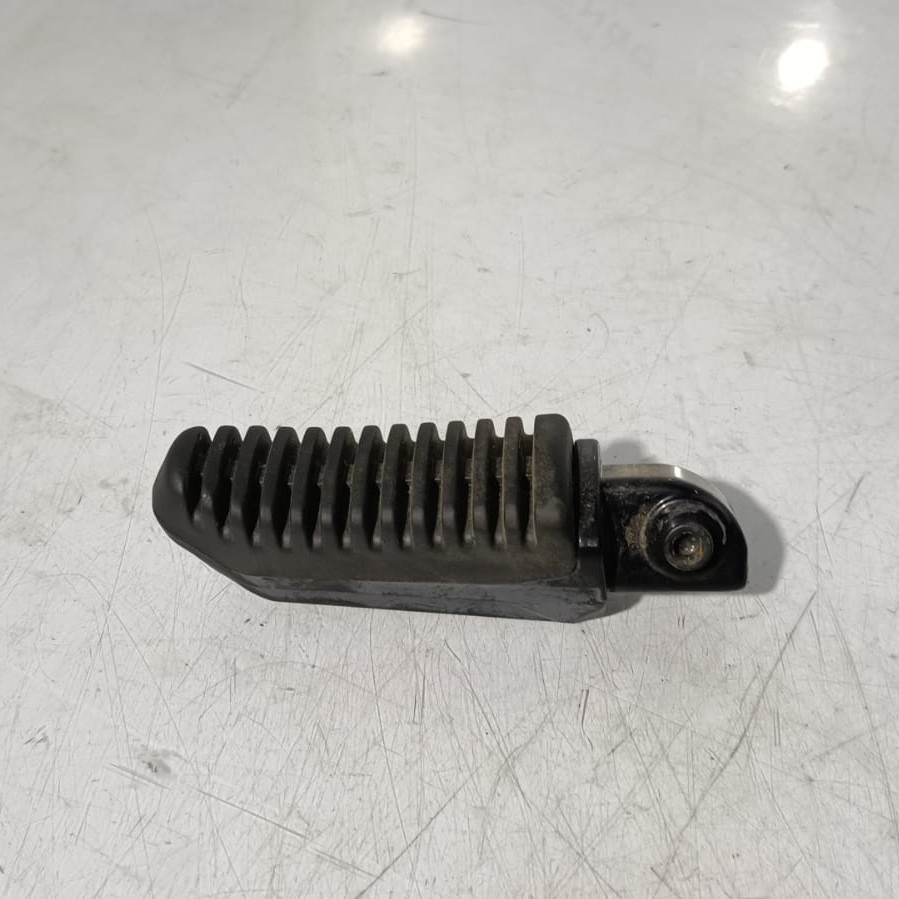 Estriberas de pasajero Seat Mo S01 5,6kwh