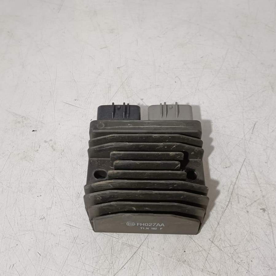 Regulador de corriente Honda CB 500X 2022