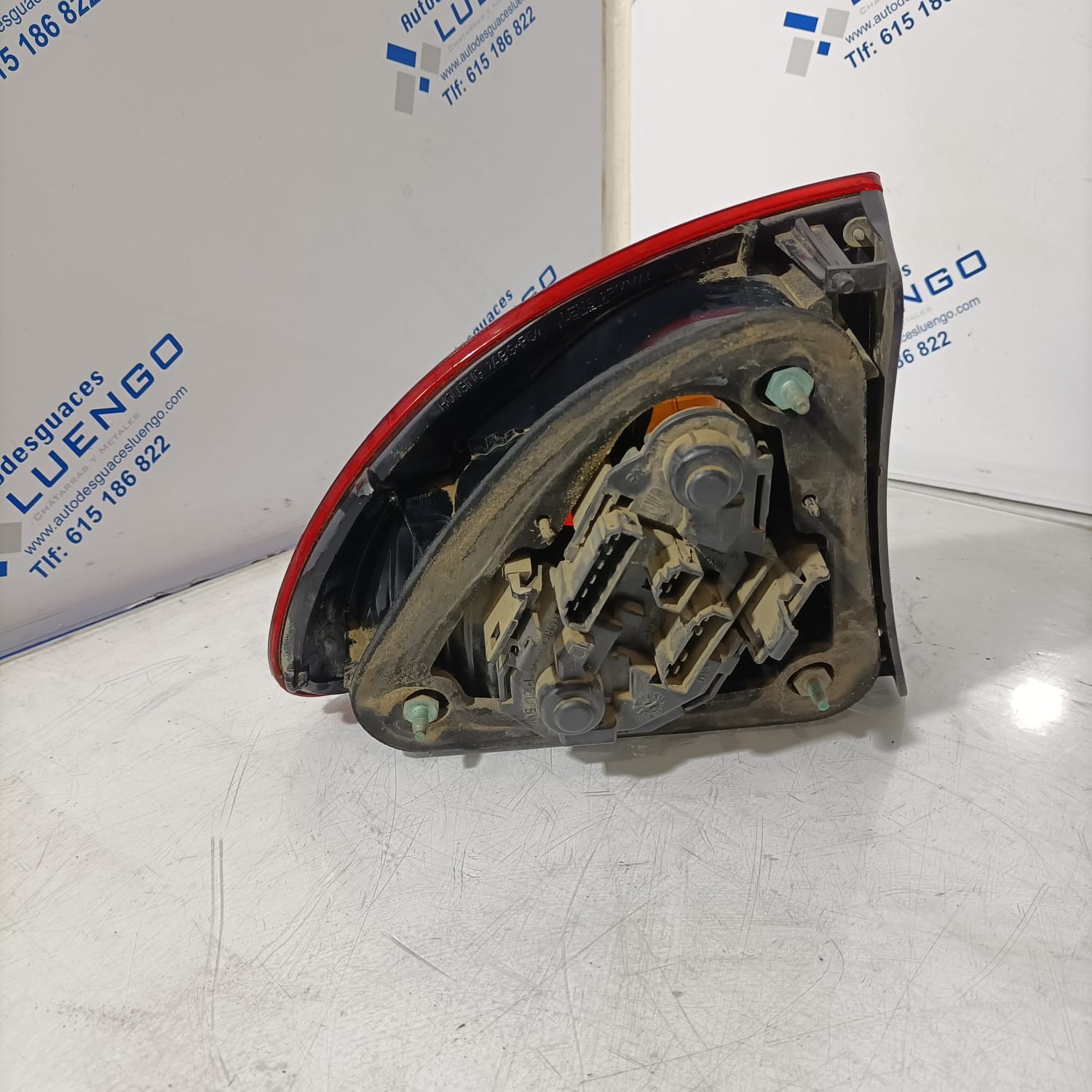 Piloto trasero derecho Seat Leon 2004