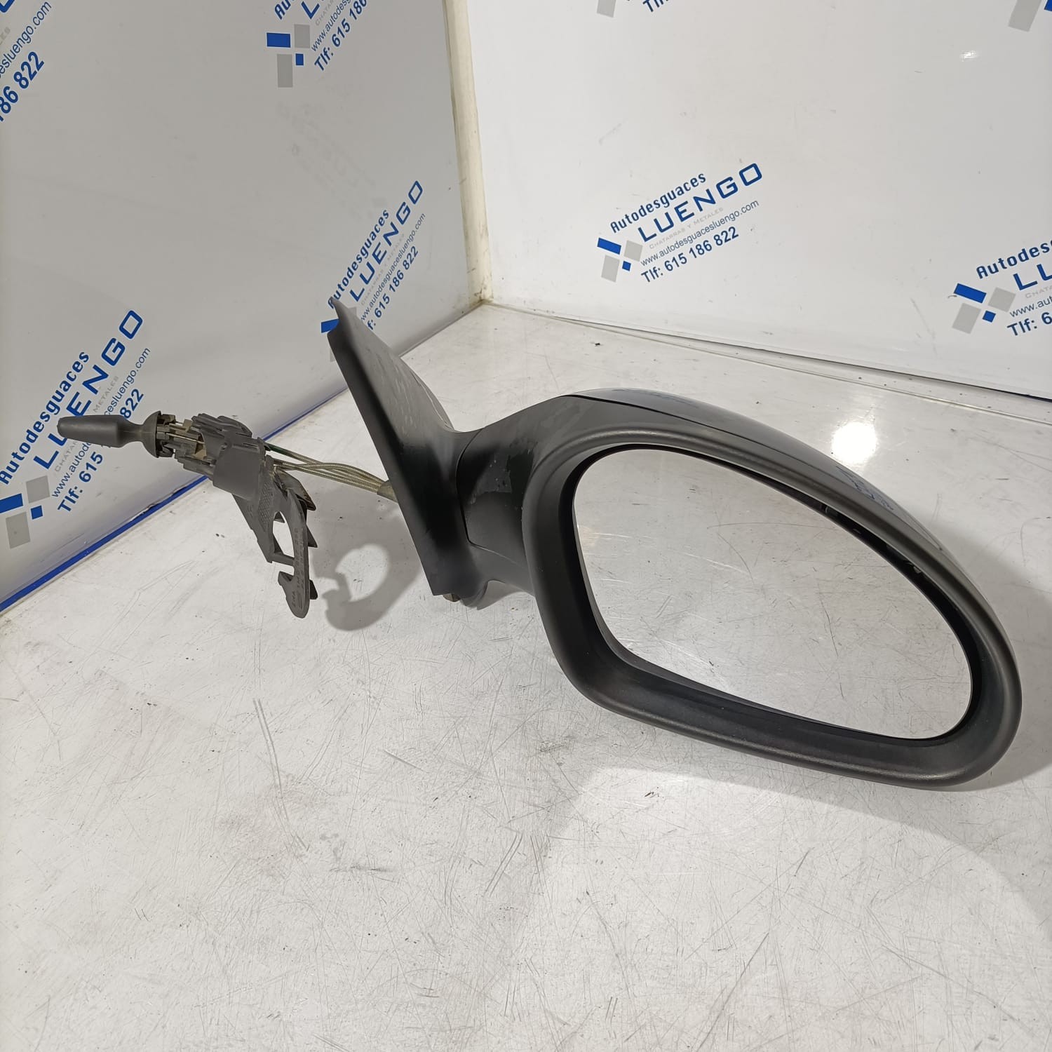 Retrovisor derecho Seat Leon 2004