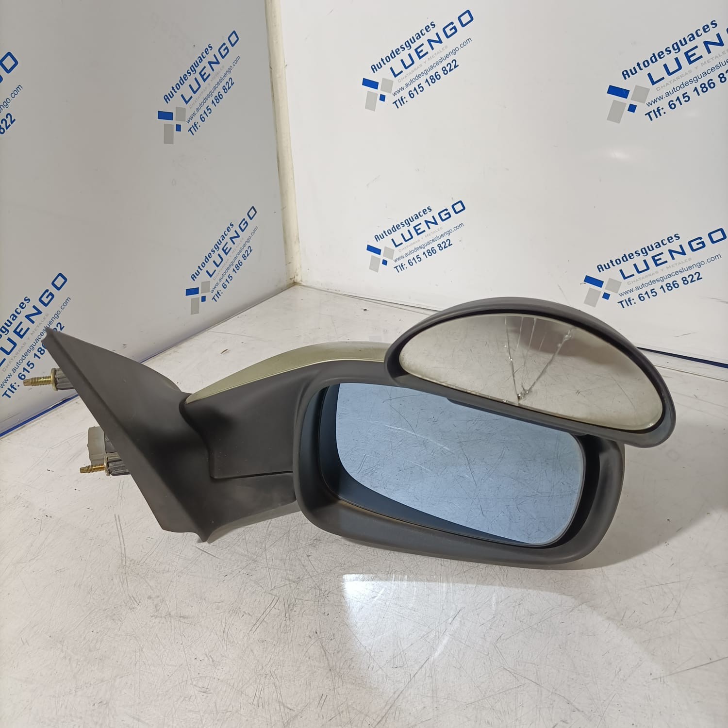 Retrovisor derecho Renault Laguna 2002