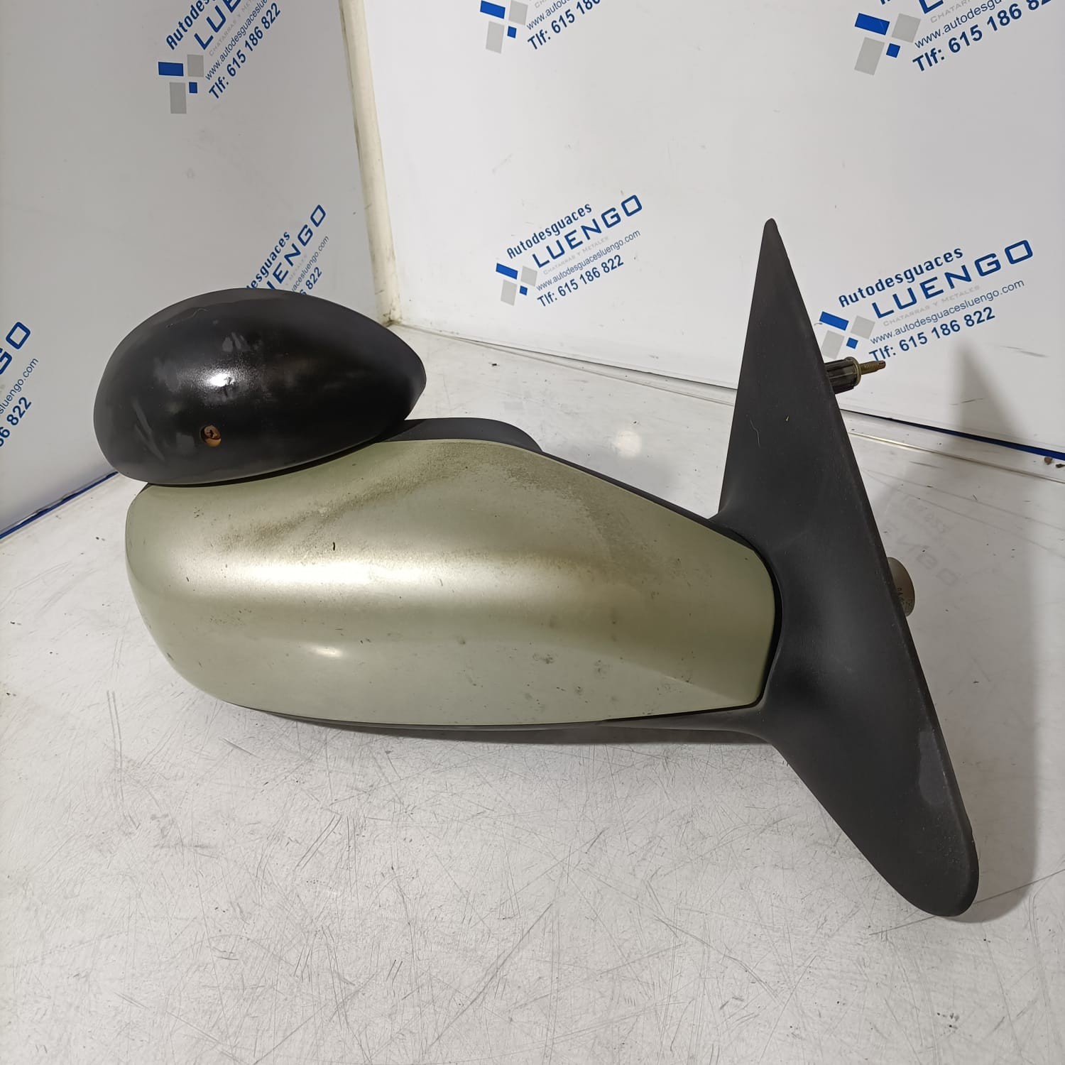 Retrovisor derecho Renault Laguna 2002