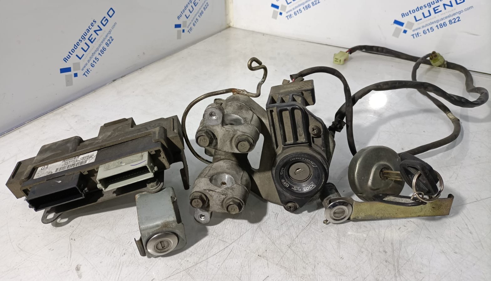 Conjunto de cerraduras y centralita Honda Silver Wing 400 2009