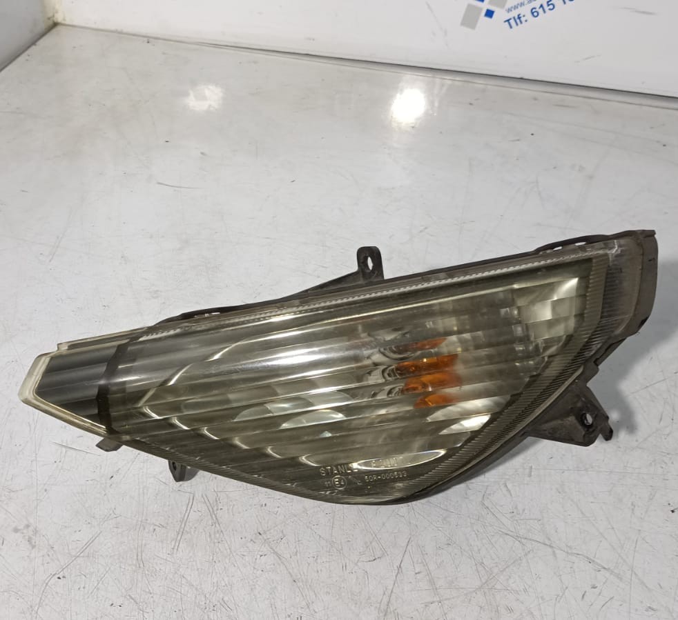 Intermitente delantero izquierdo Honda Silver Wing 400 2009