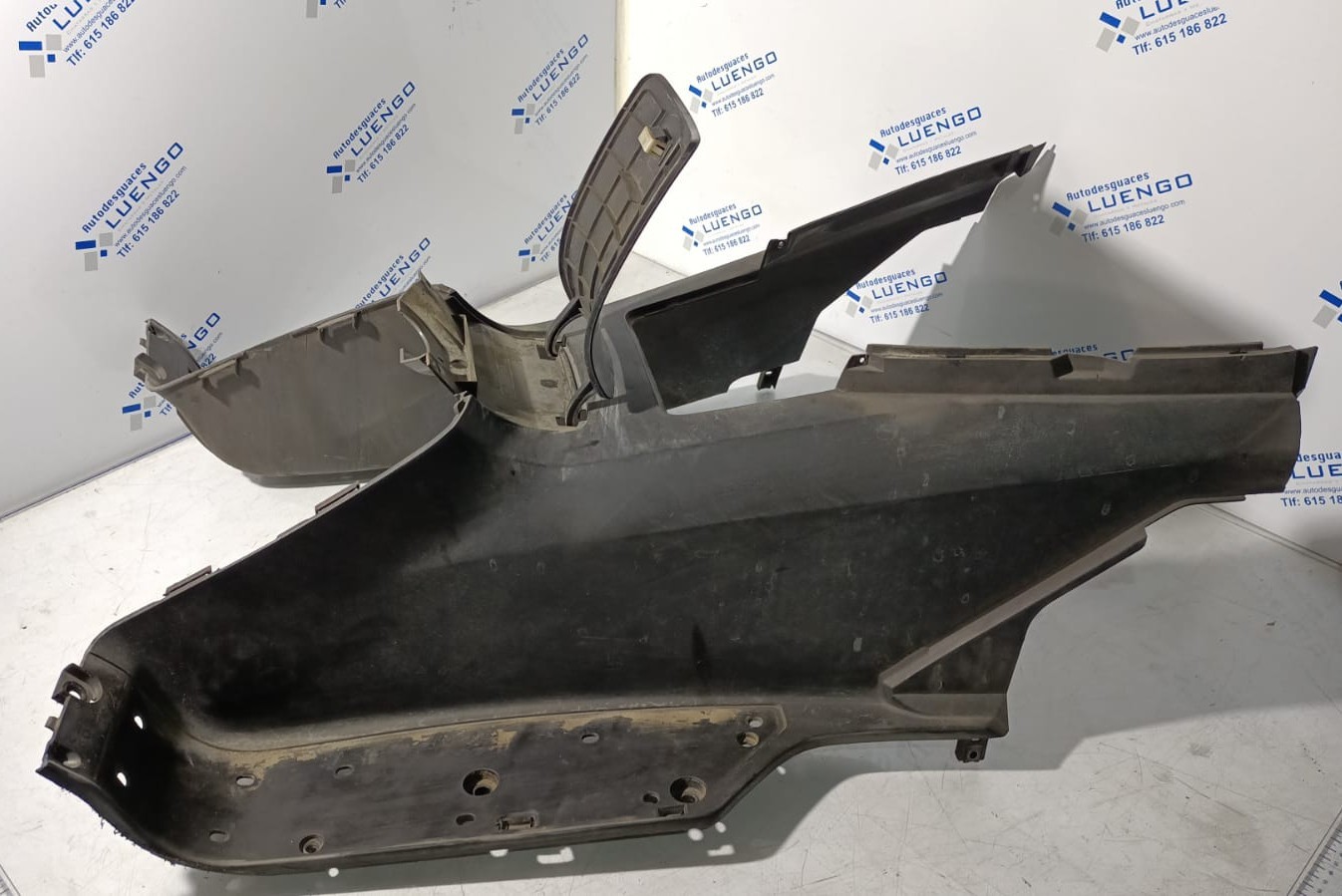 Suelo Honda Silver Wing 400 2009