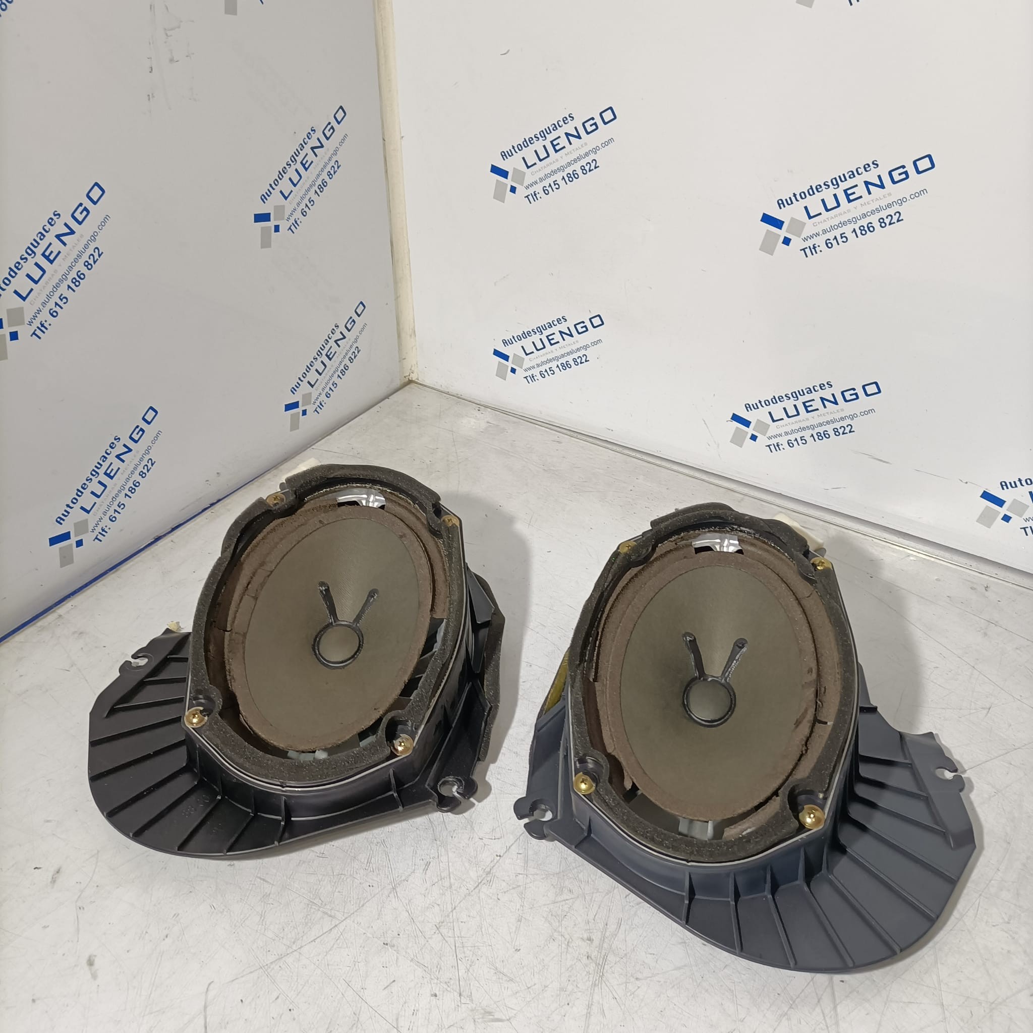 Altavoces traseros Hyundai Coupé 2002