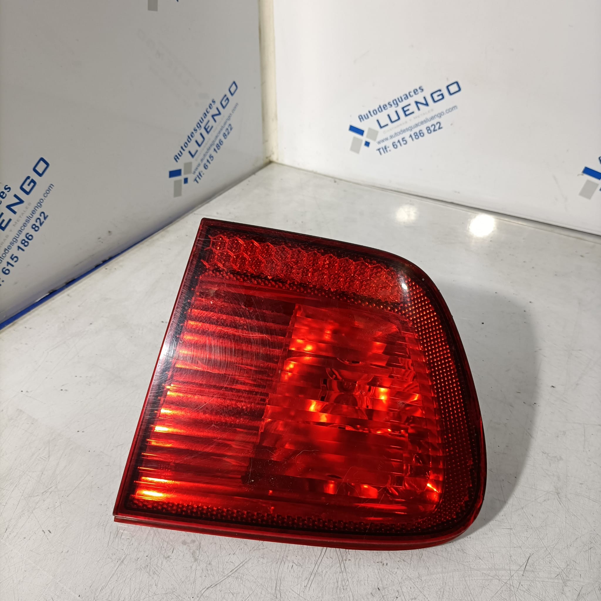 Piloto trasero central derecho Seat Ibiza 2001