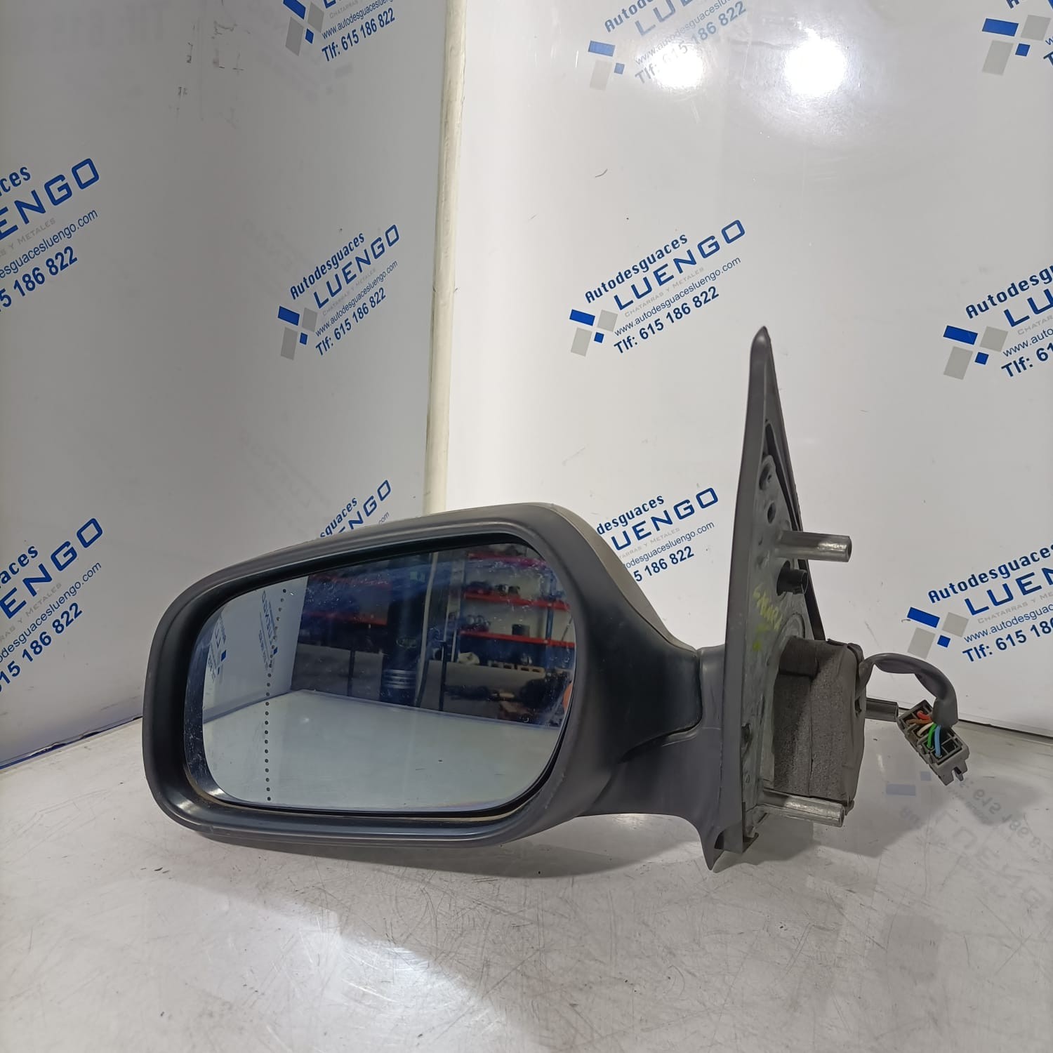Retrovisor izquierdo Citroen Xsara 2002