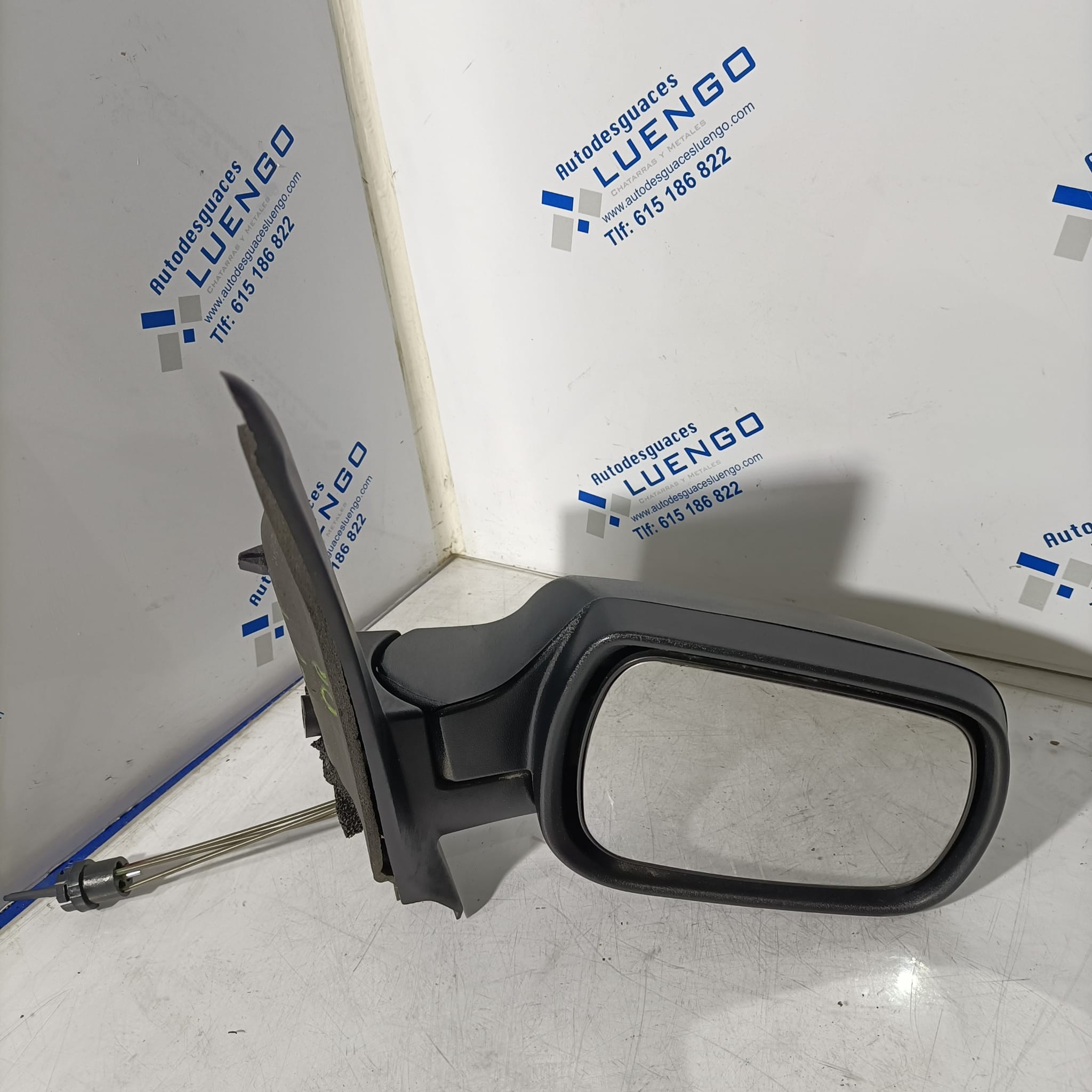 Retrovisor derecho Ford Fiesta 2003