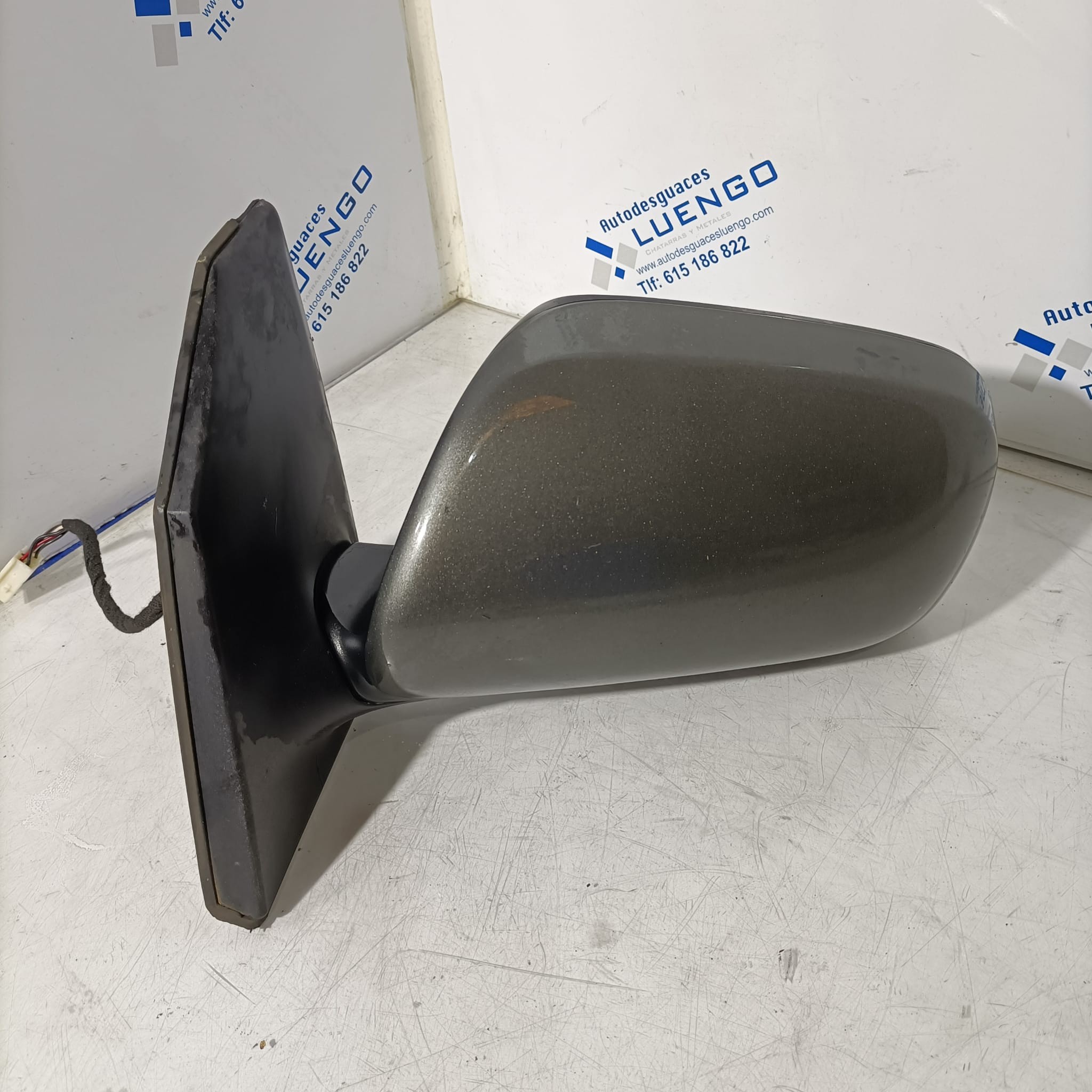 Retrovisor izquierdo Toyota Corolla 2003