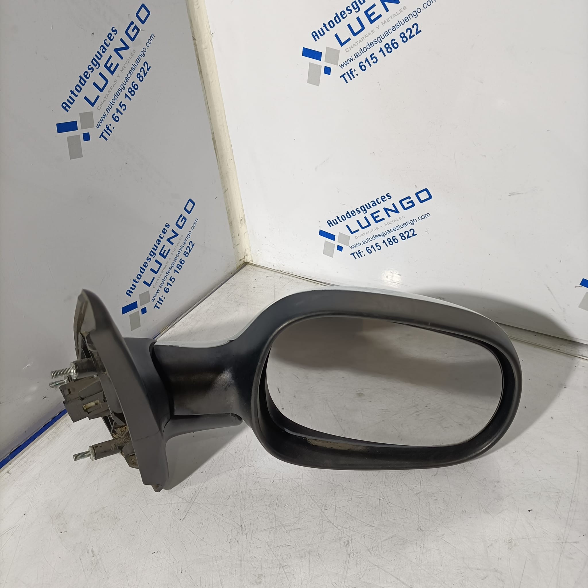 Retrovisor derecho Renault Megane 2001