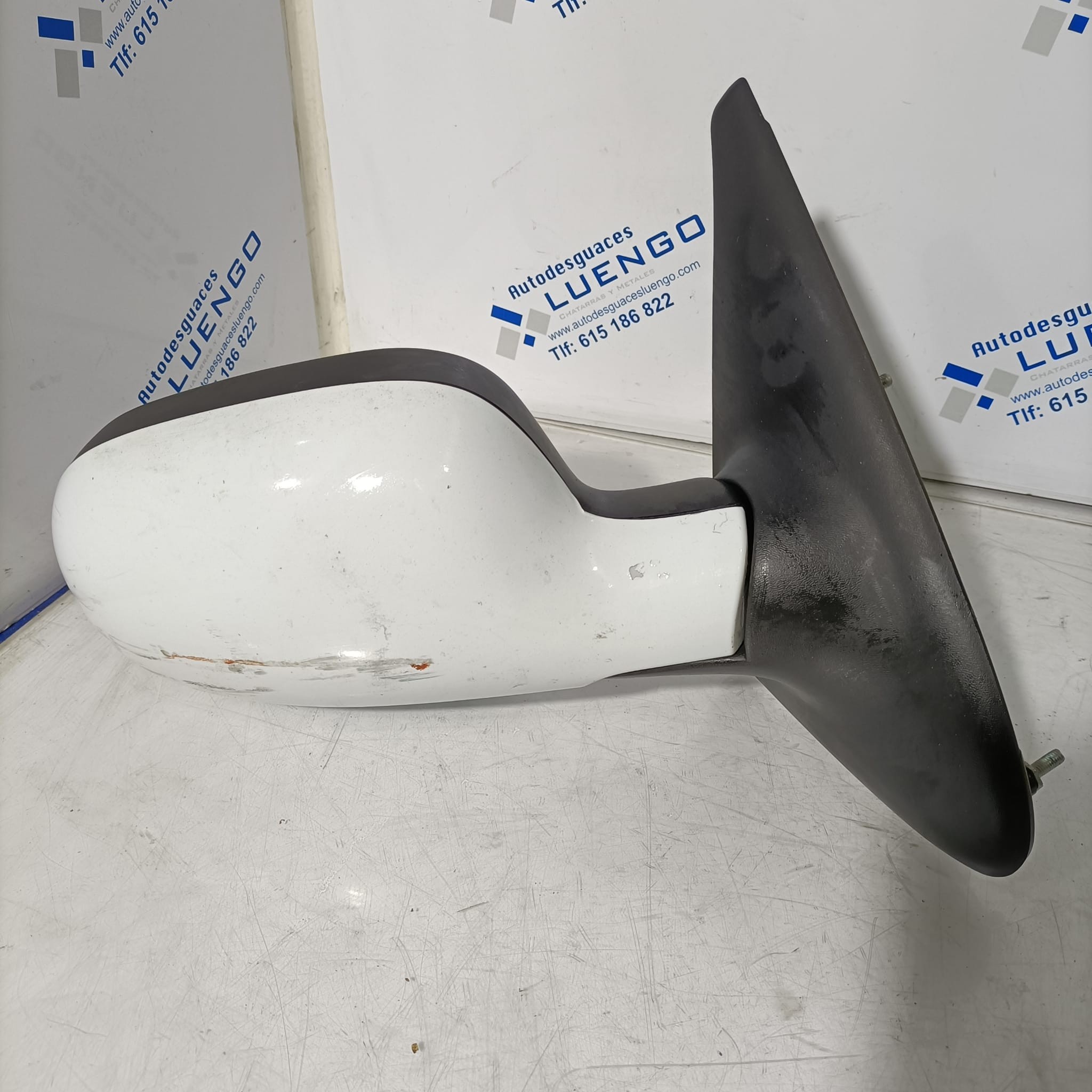 Retrovisor derecho Renault Megane 2001