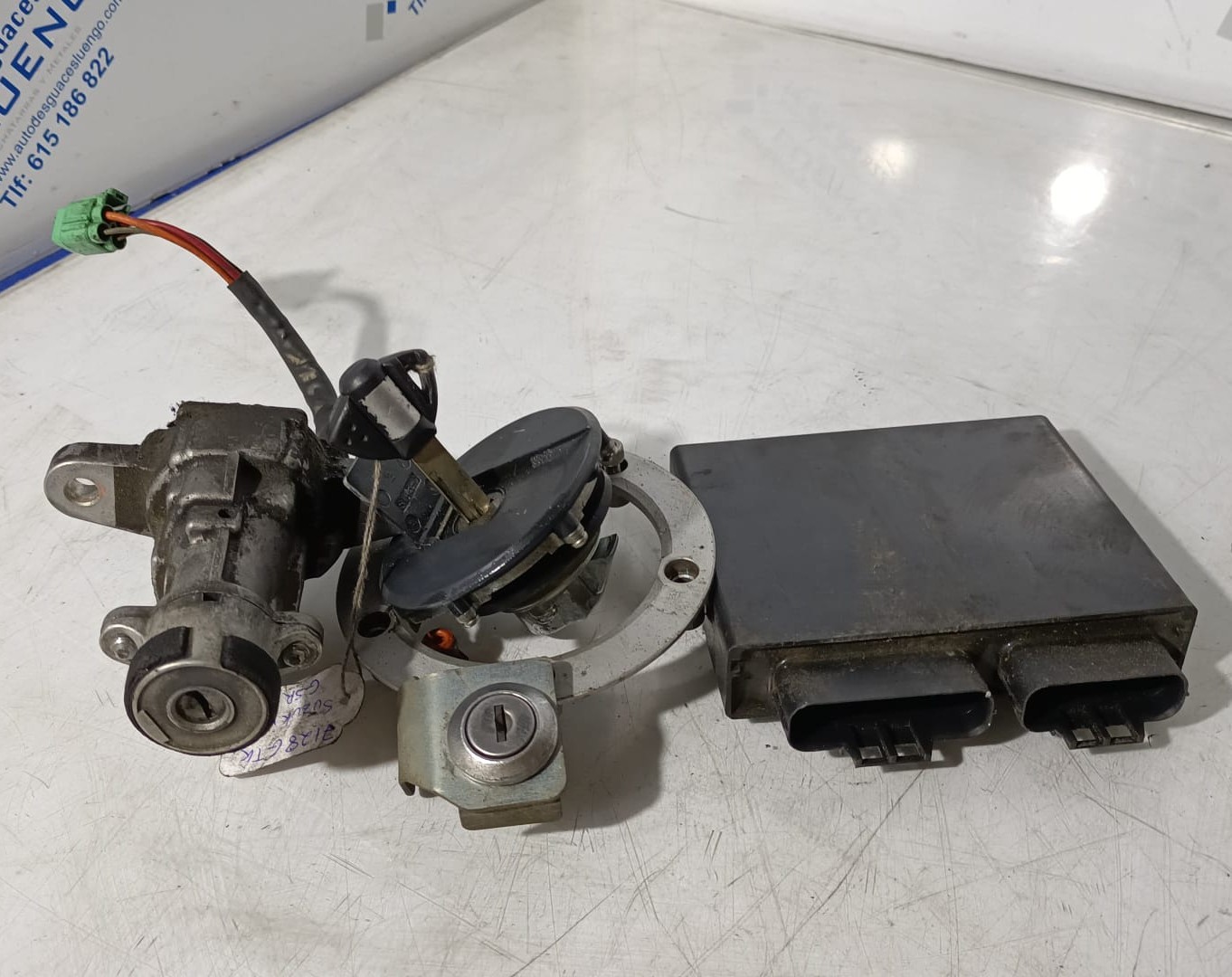 Conjunto de cerraduras y centralita Suzuki GSR 600 2008