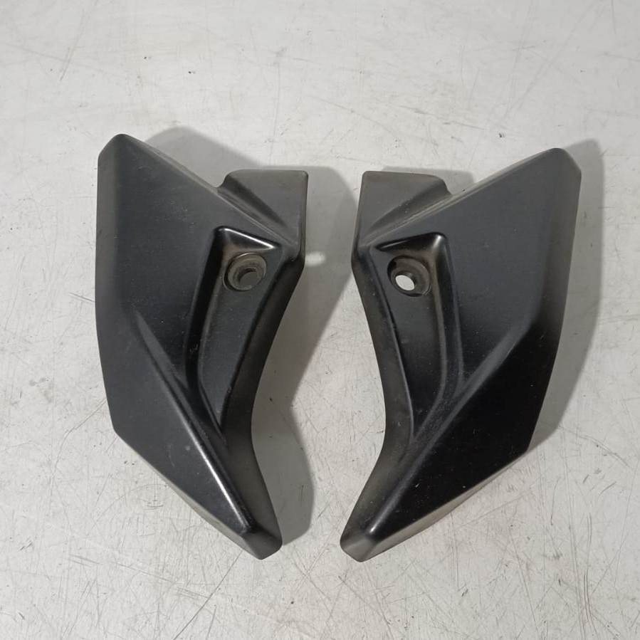 Tapas de faros Suzuki GSR 600 2008