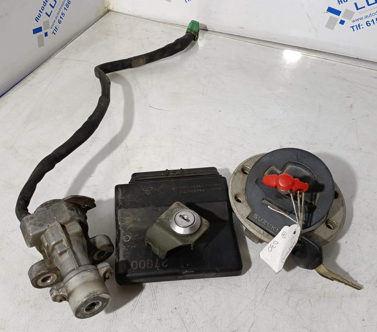 Conjunto de cerraduras y centralita Suzuki DL 650 V-Strom 2006
