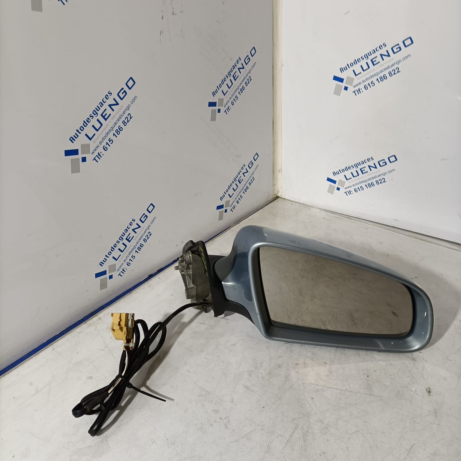 Retrovisor derecho Audi A4 2005