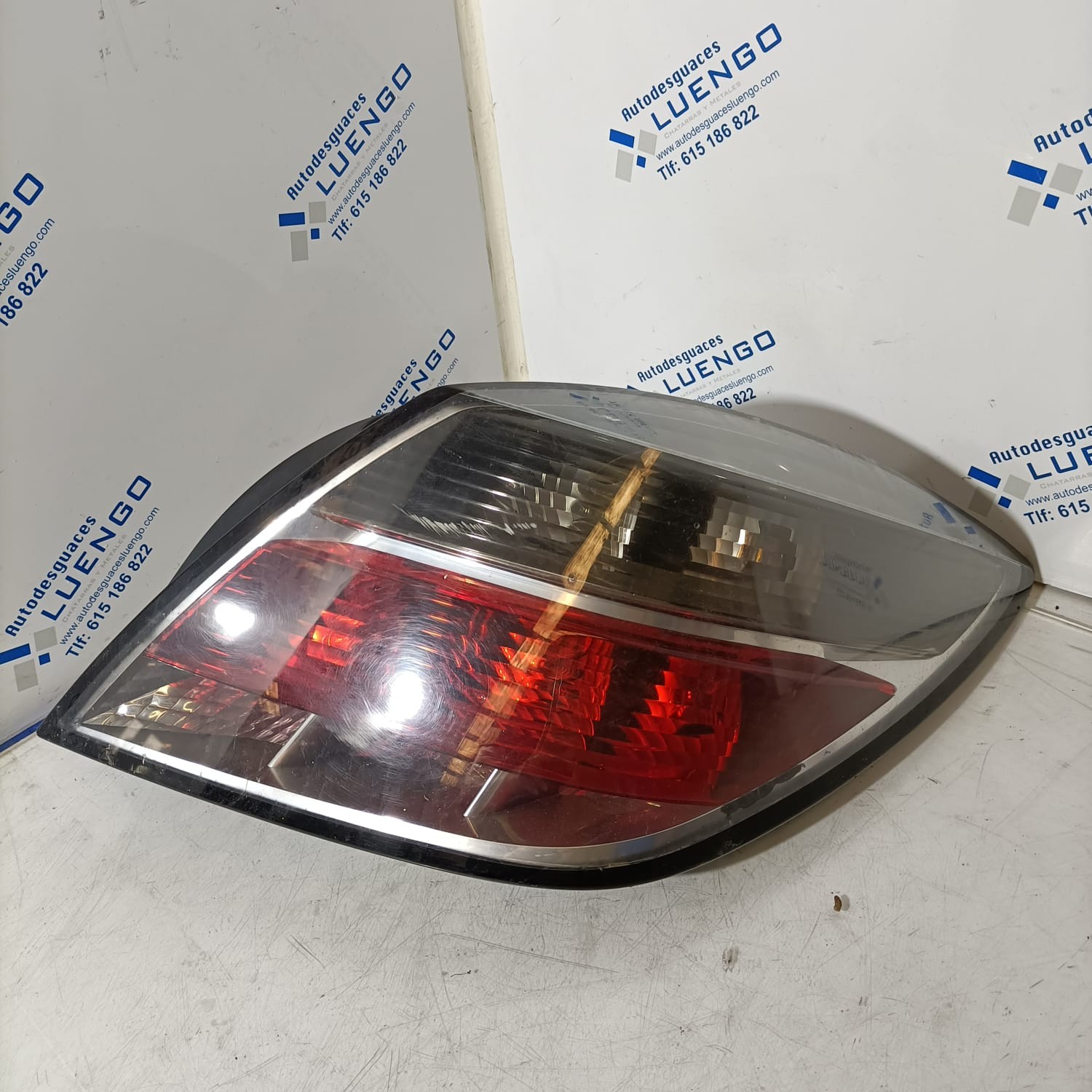 Piloto trasero izquierdo Opel Astra 2005