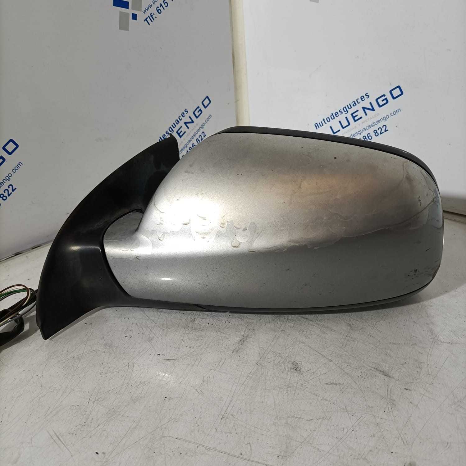 Retrovisor izquierdo Peugeot 307 2002