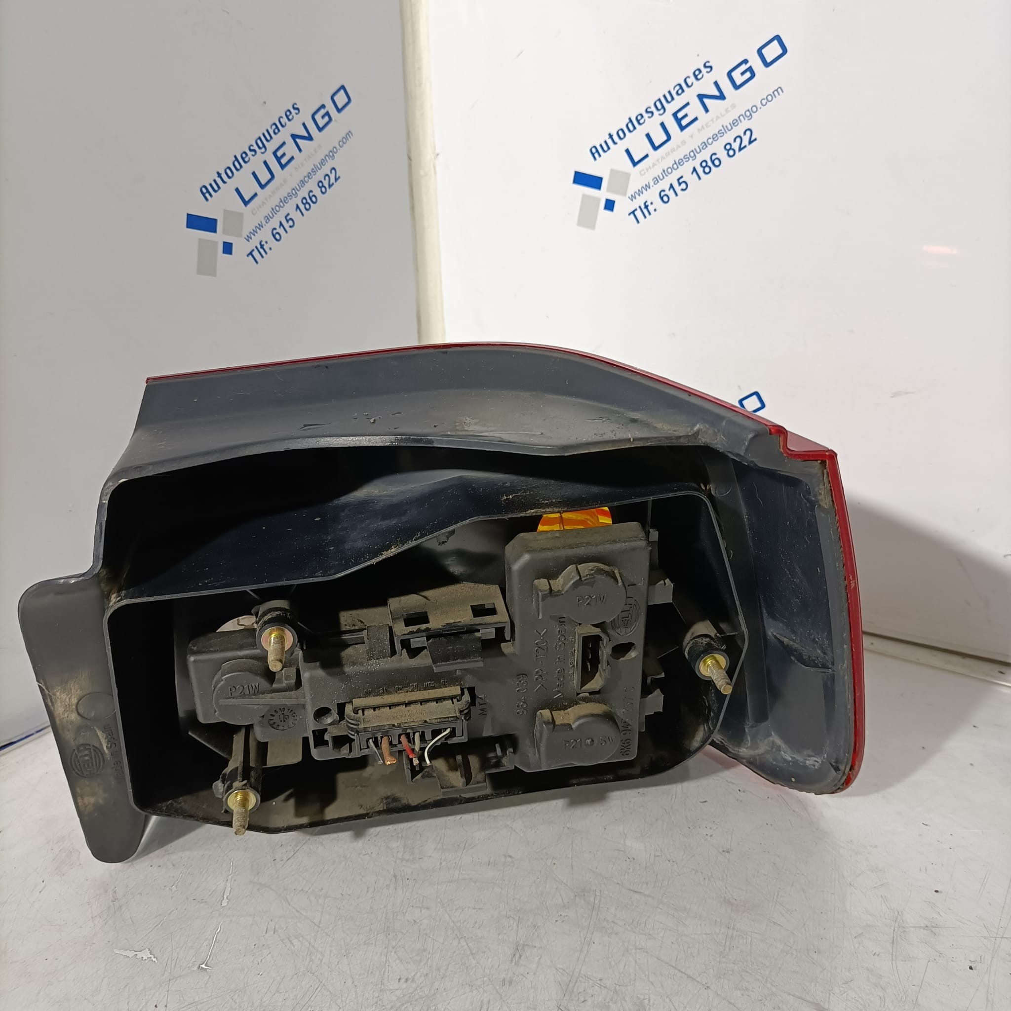 Piloto izquierdo Seat Ibiza 2001