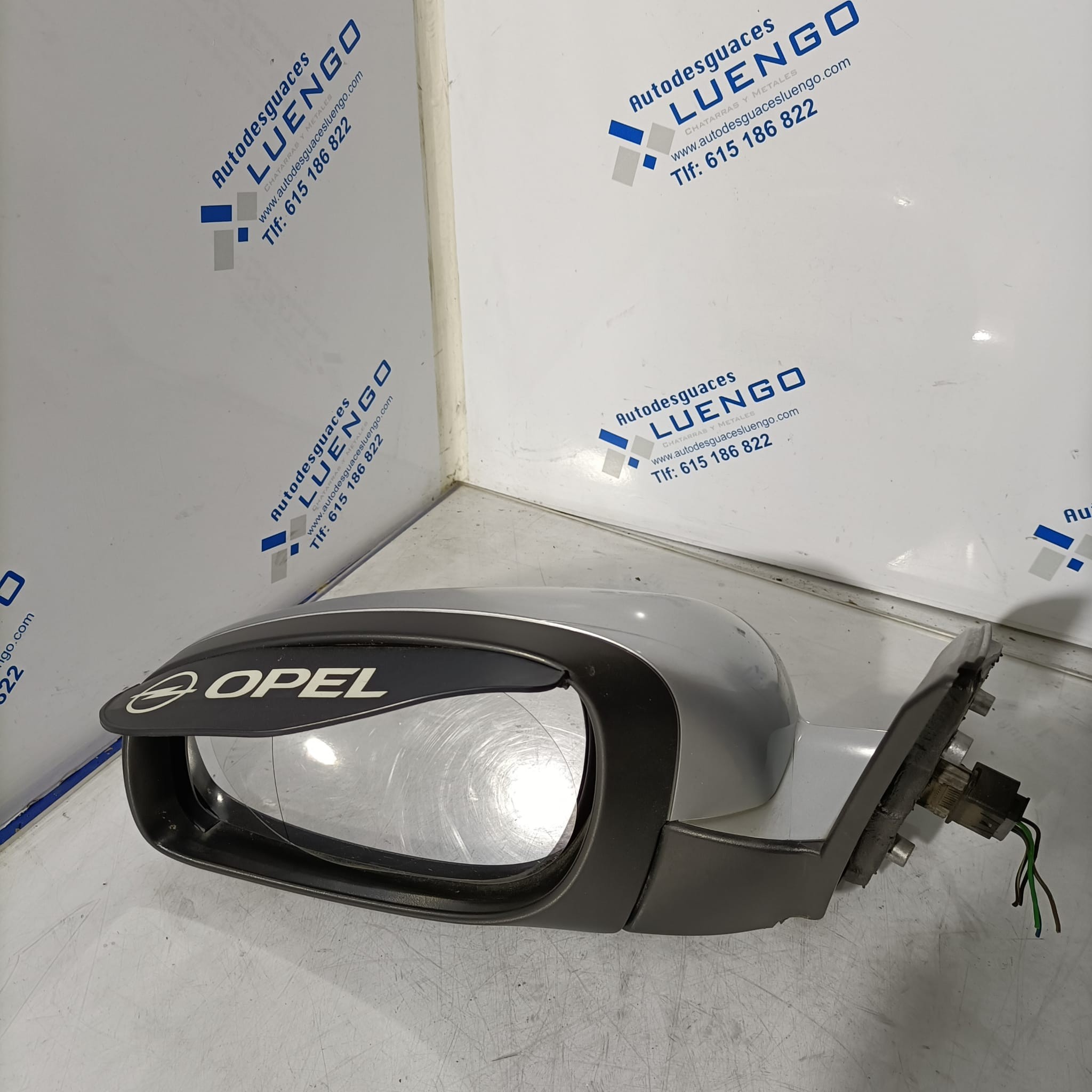 Retrovisor izquierdo Opel Vectra 2004