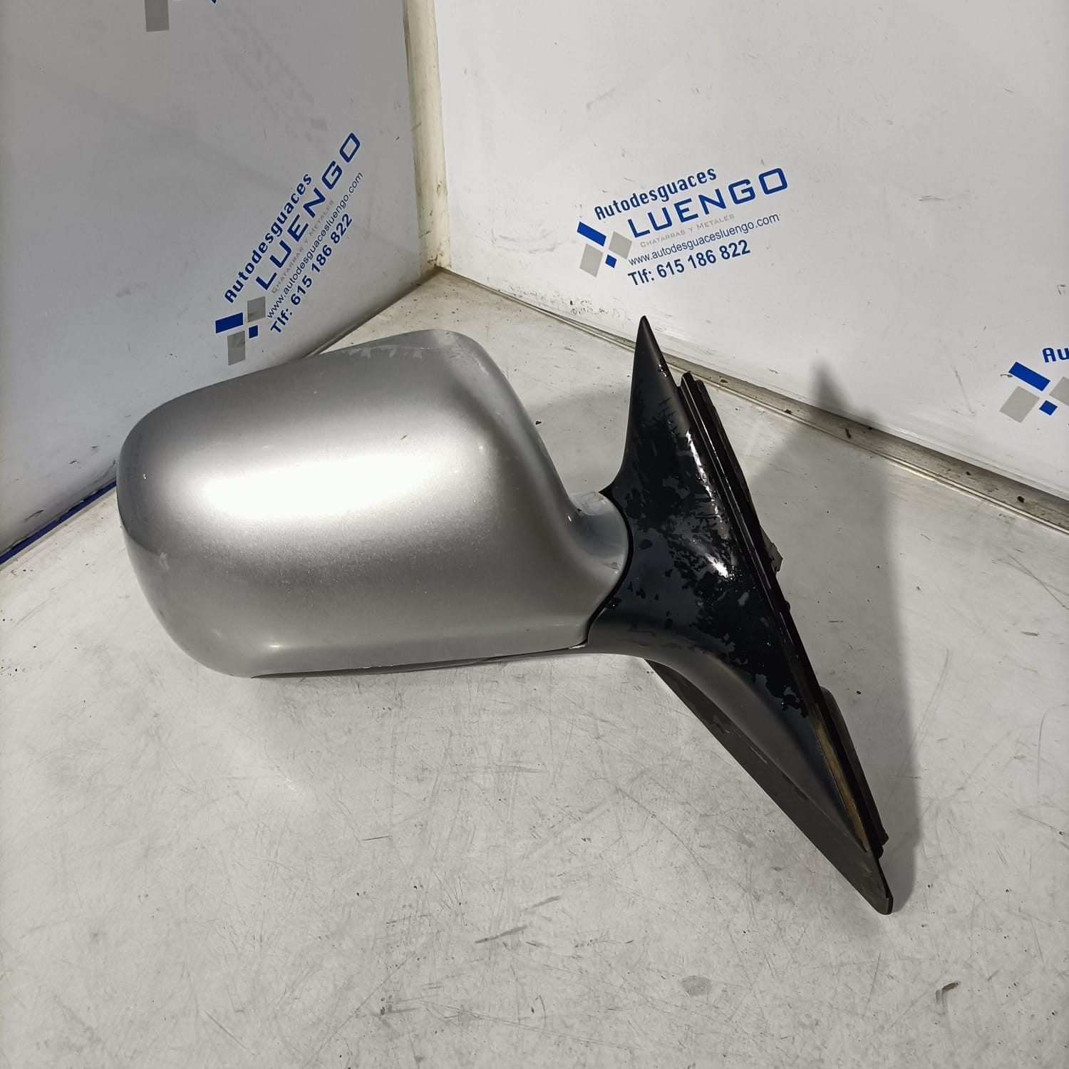 Retrovisor derecho Audi A4 2005