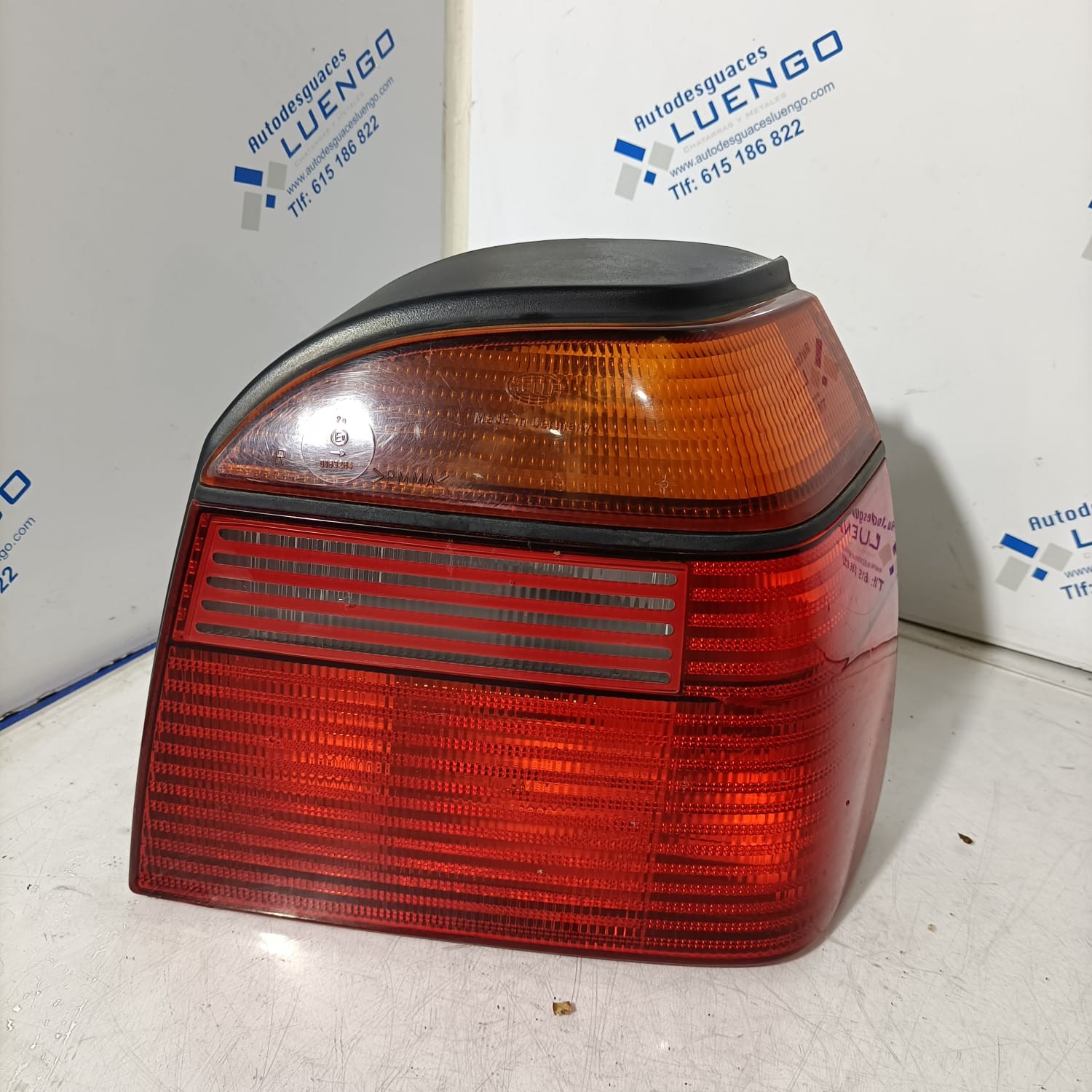 Piloto trasero derecho Volkswagen Golf 2001
