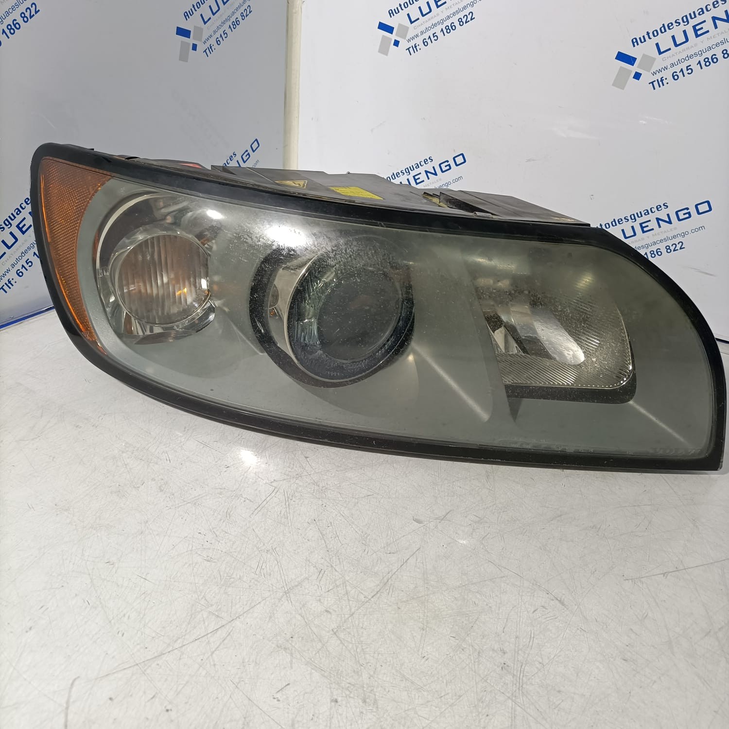 Faro delantero derecho Volvo V50 2005